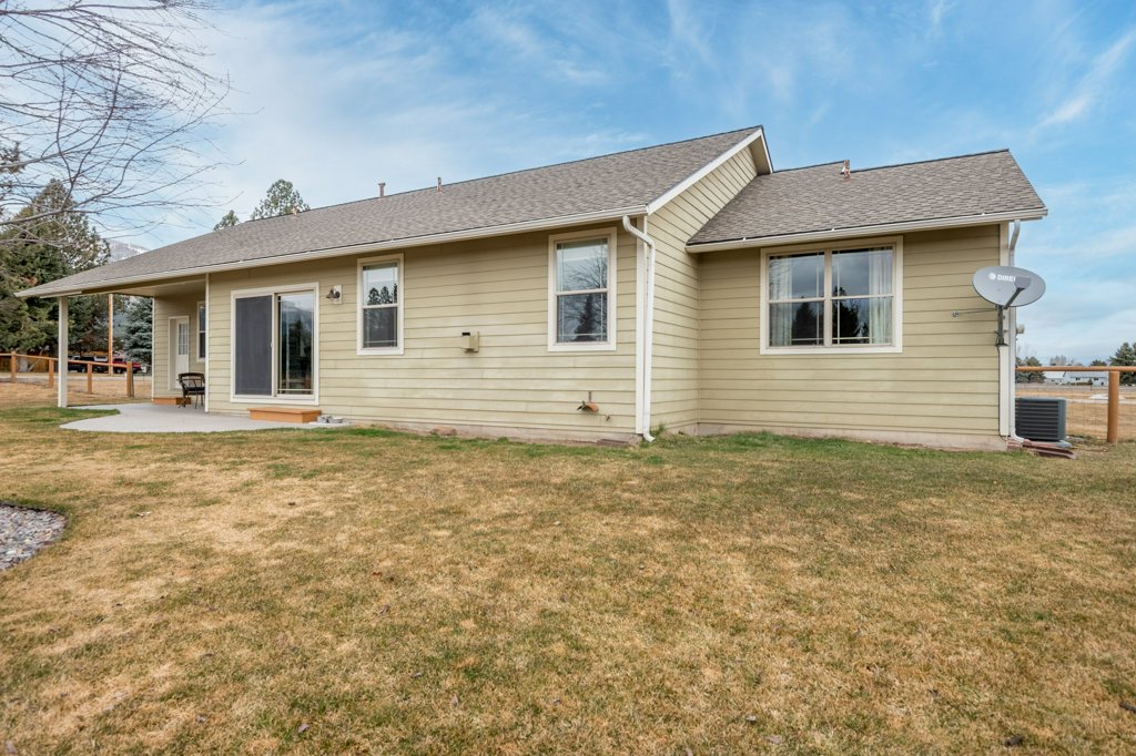 369 Gold Court Property Photo 38