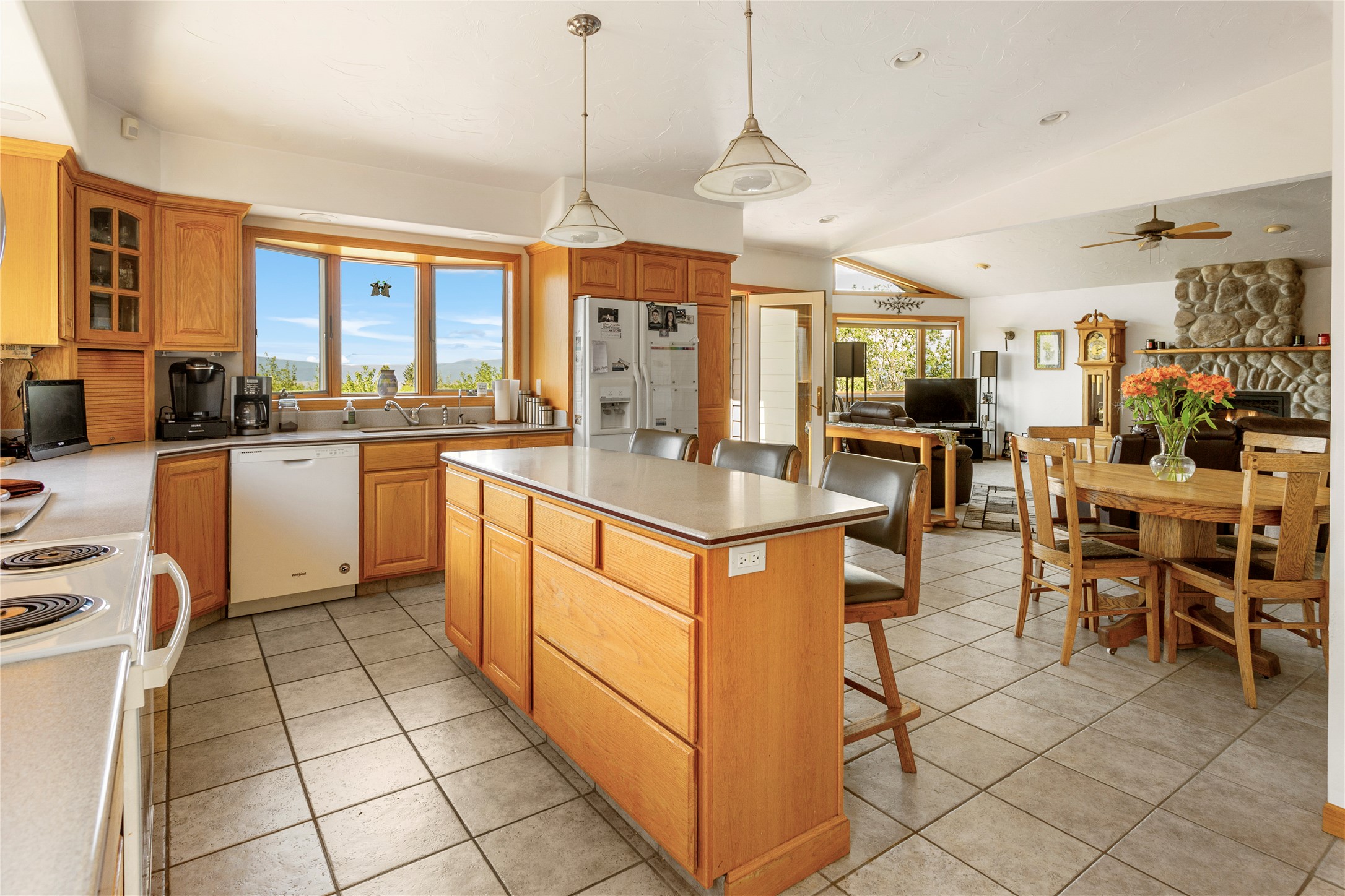 3360 Moulton Reservoir Road Property Photo 9