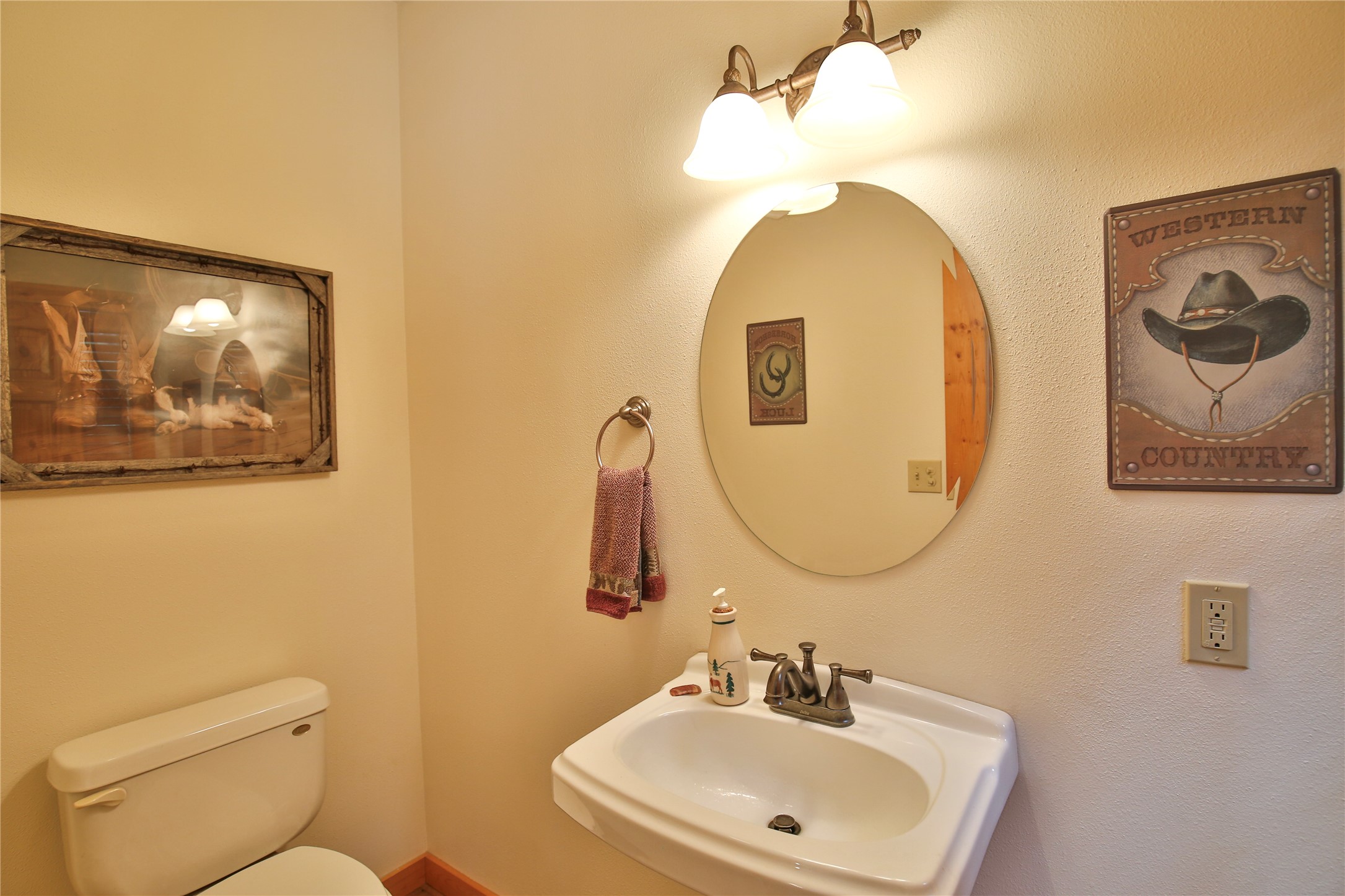 115, 131 And 133 Klakken Road Property Photo 24