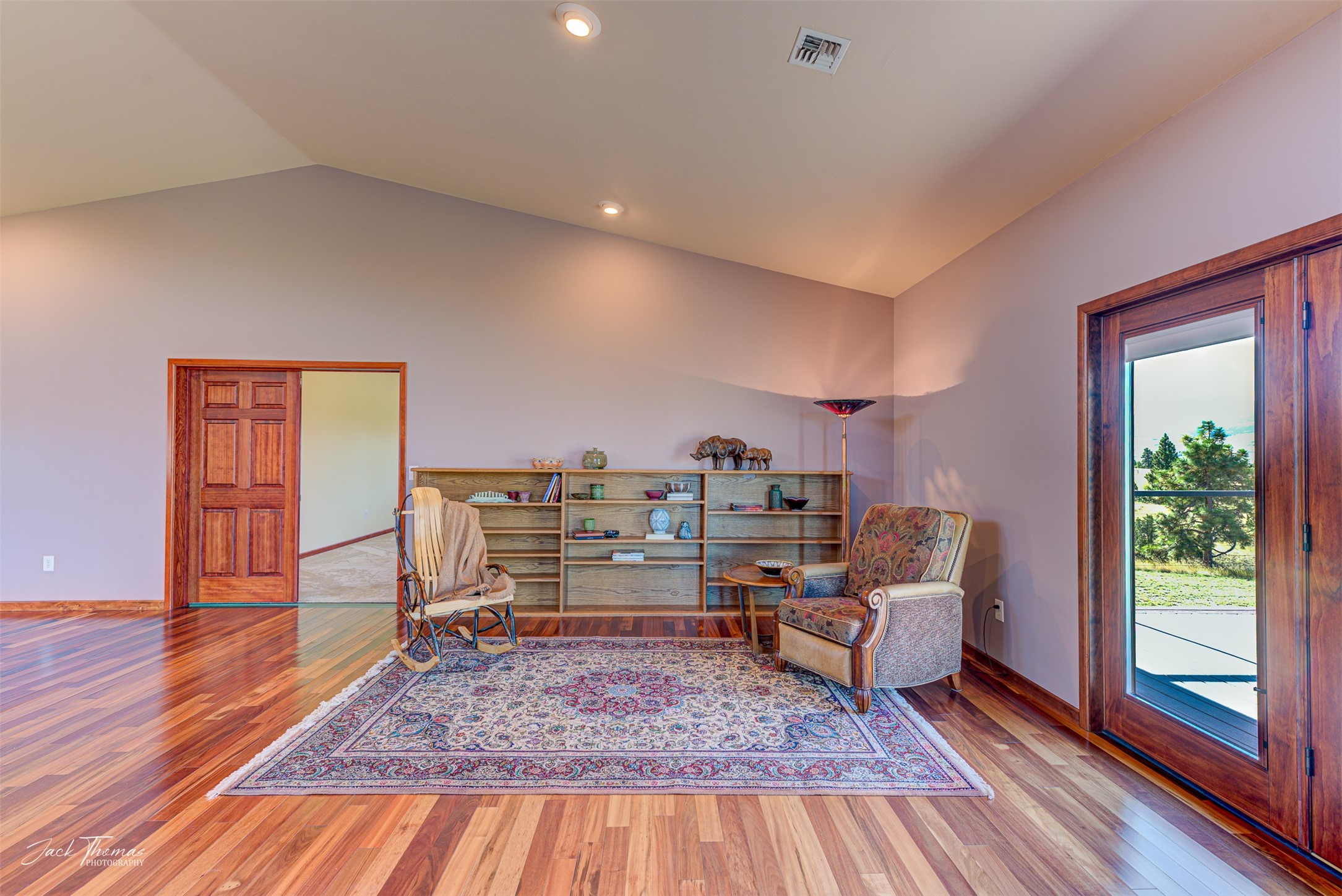 6131 Johnson Road Property Photo 12