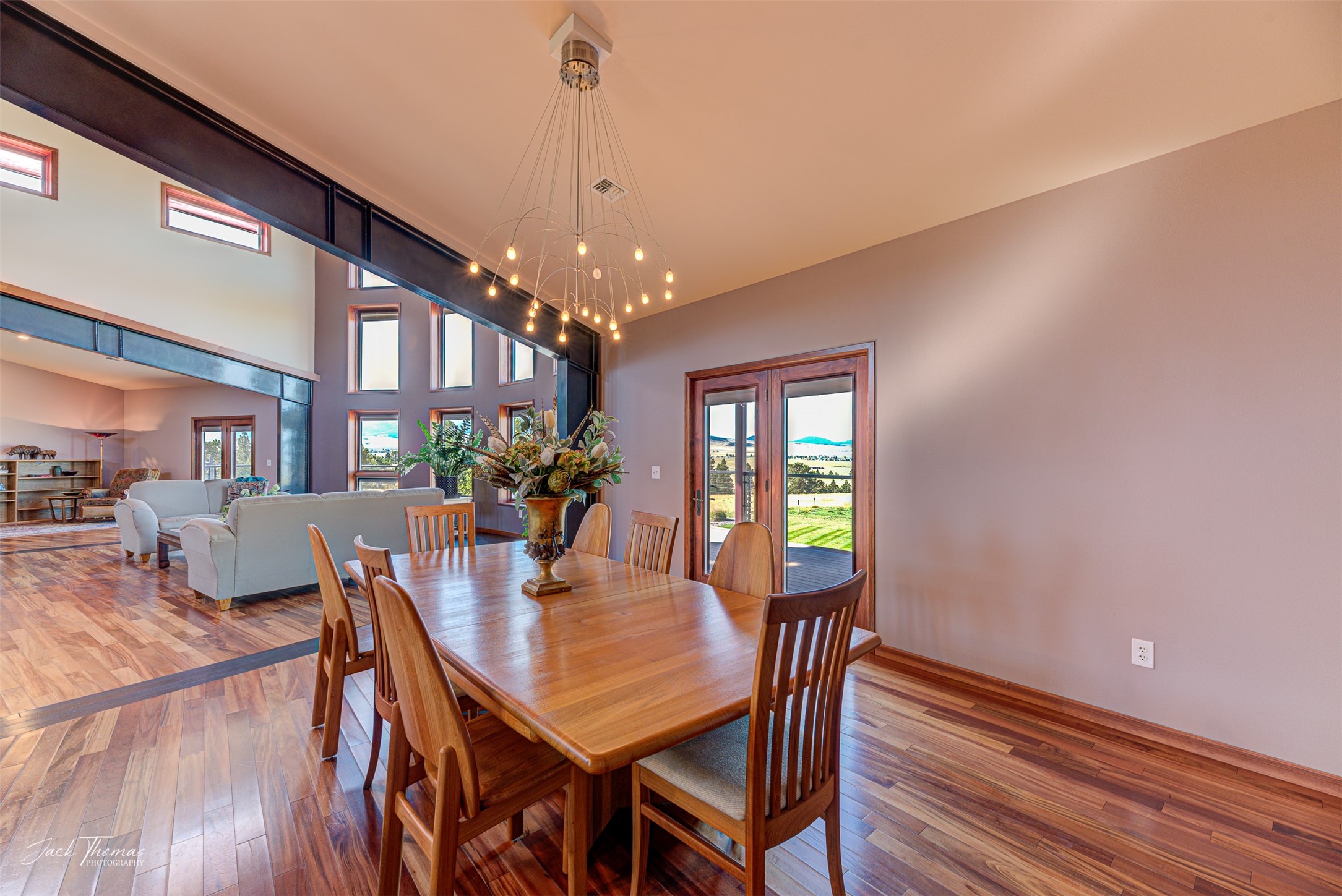 6131 Johnson Road Property Photo 14