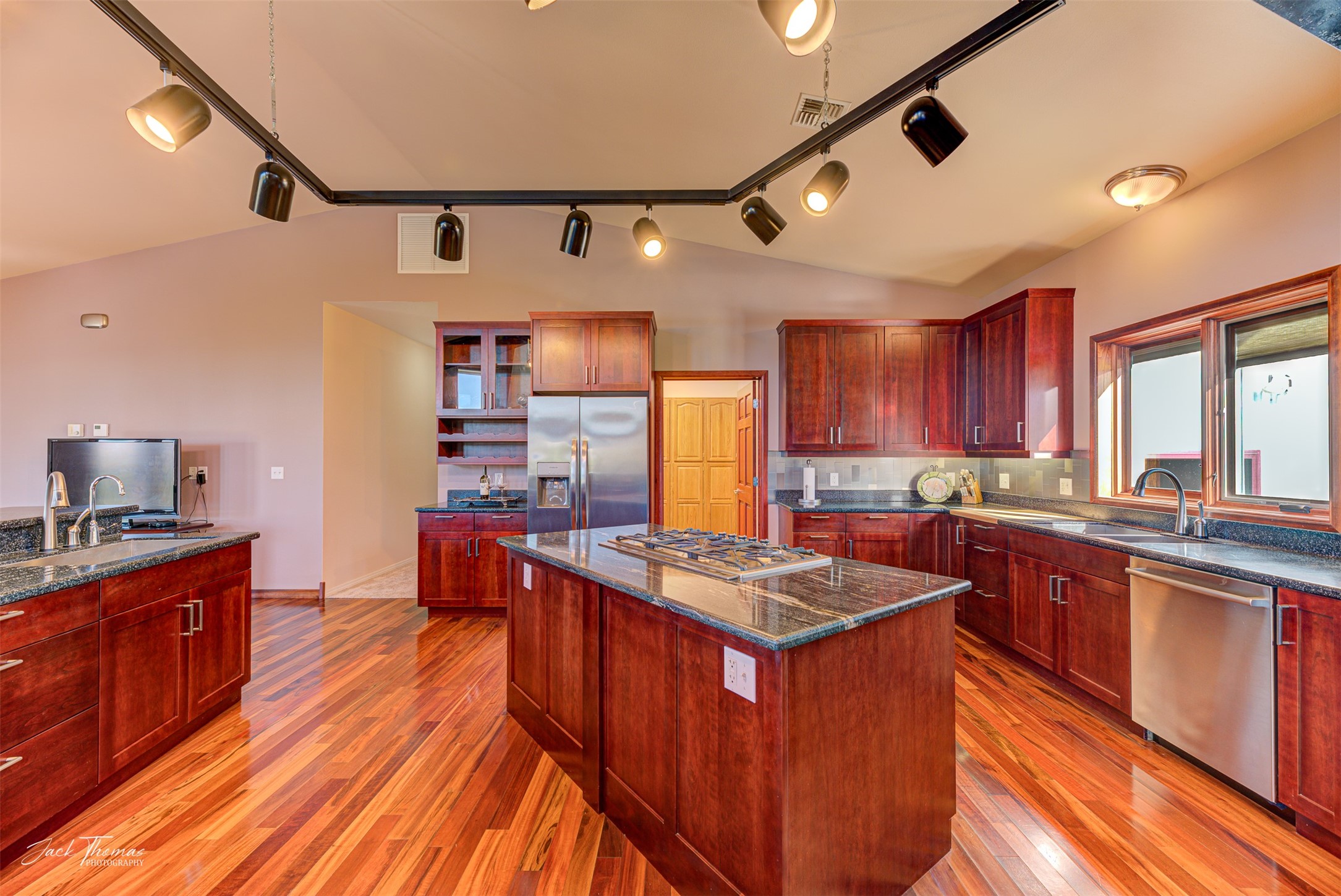 6131 Johnson Road Property Photo 18
