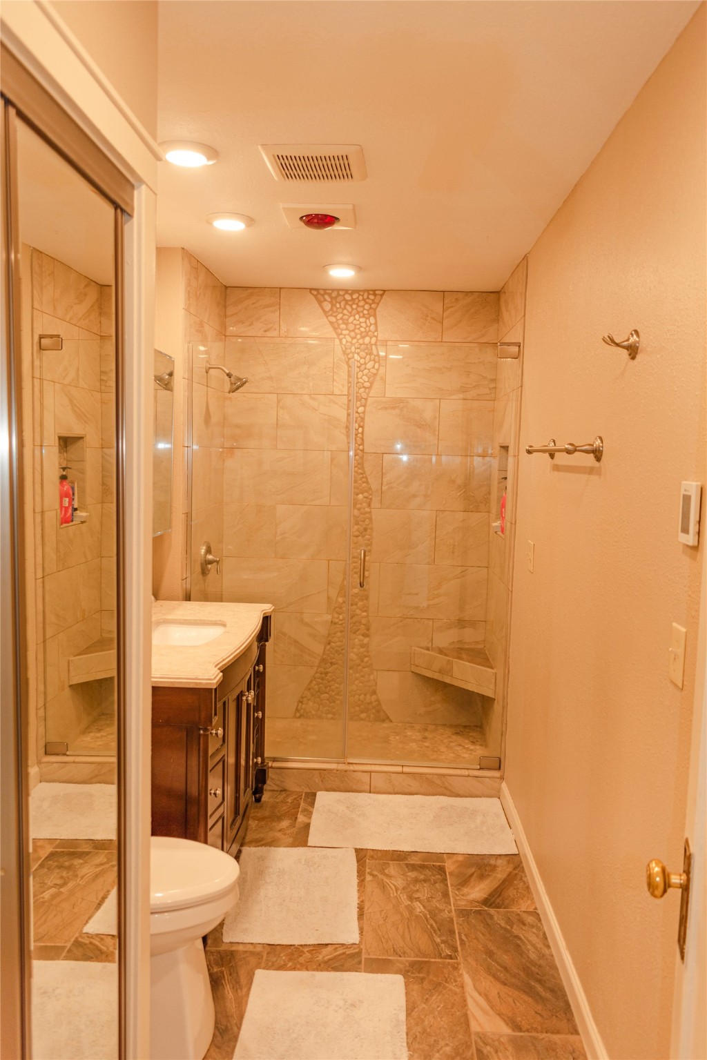 301 E Crawford Street Property Photo 19