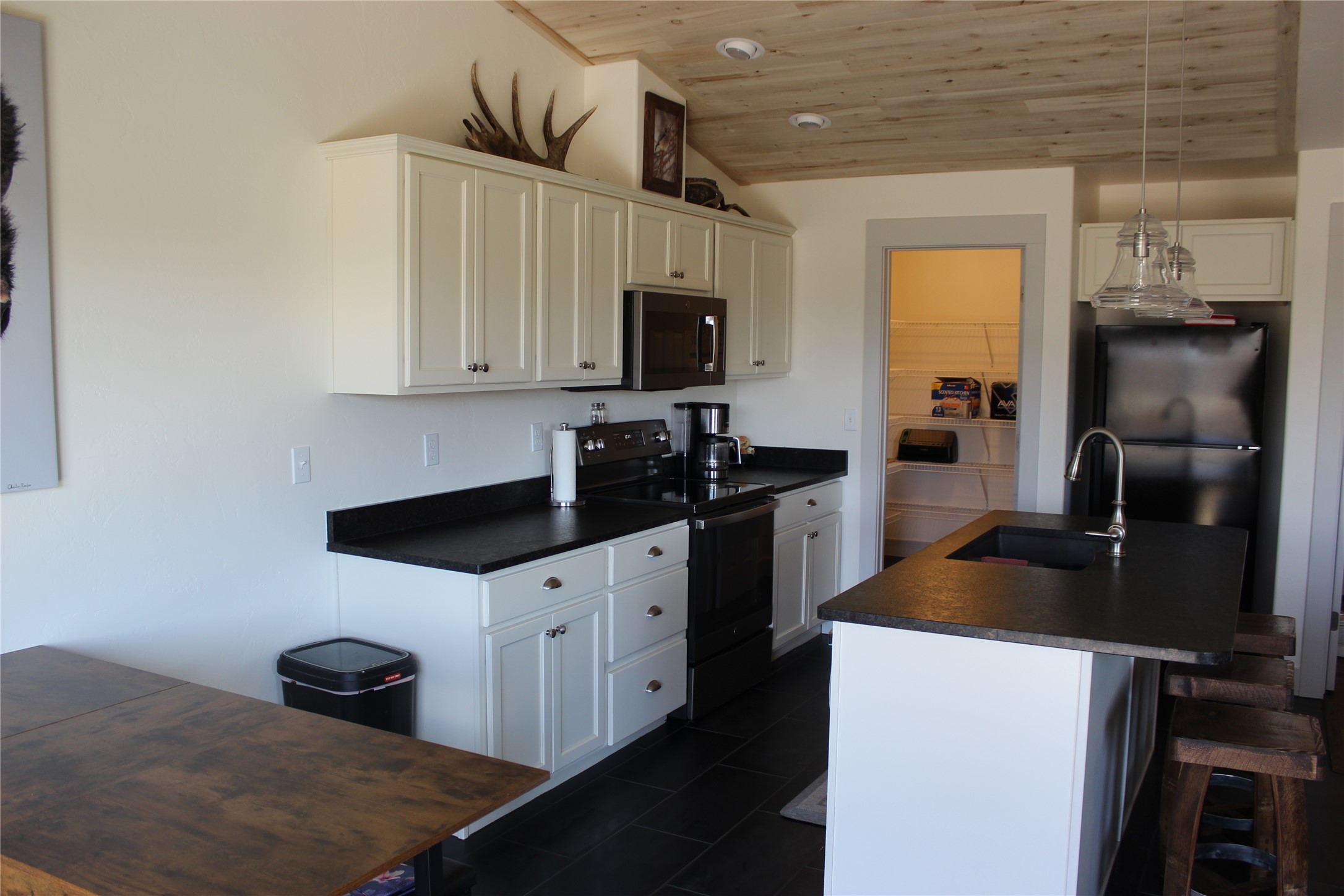 497 Kendal Loop Property Photo 12