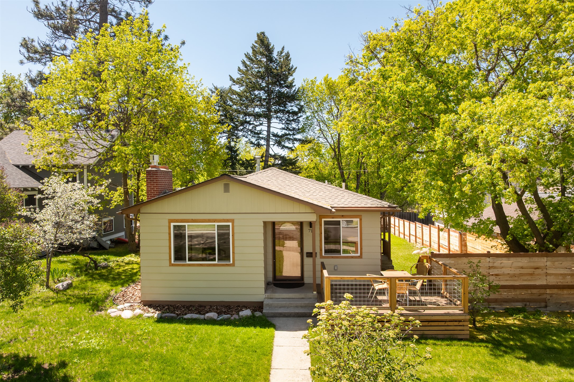 715 Poplar Street Property Photo