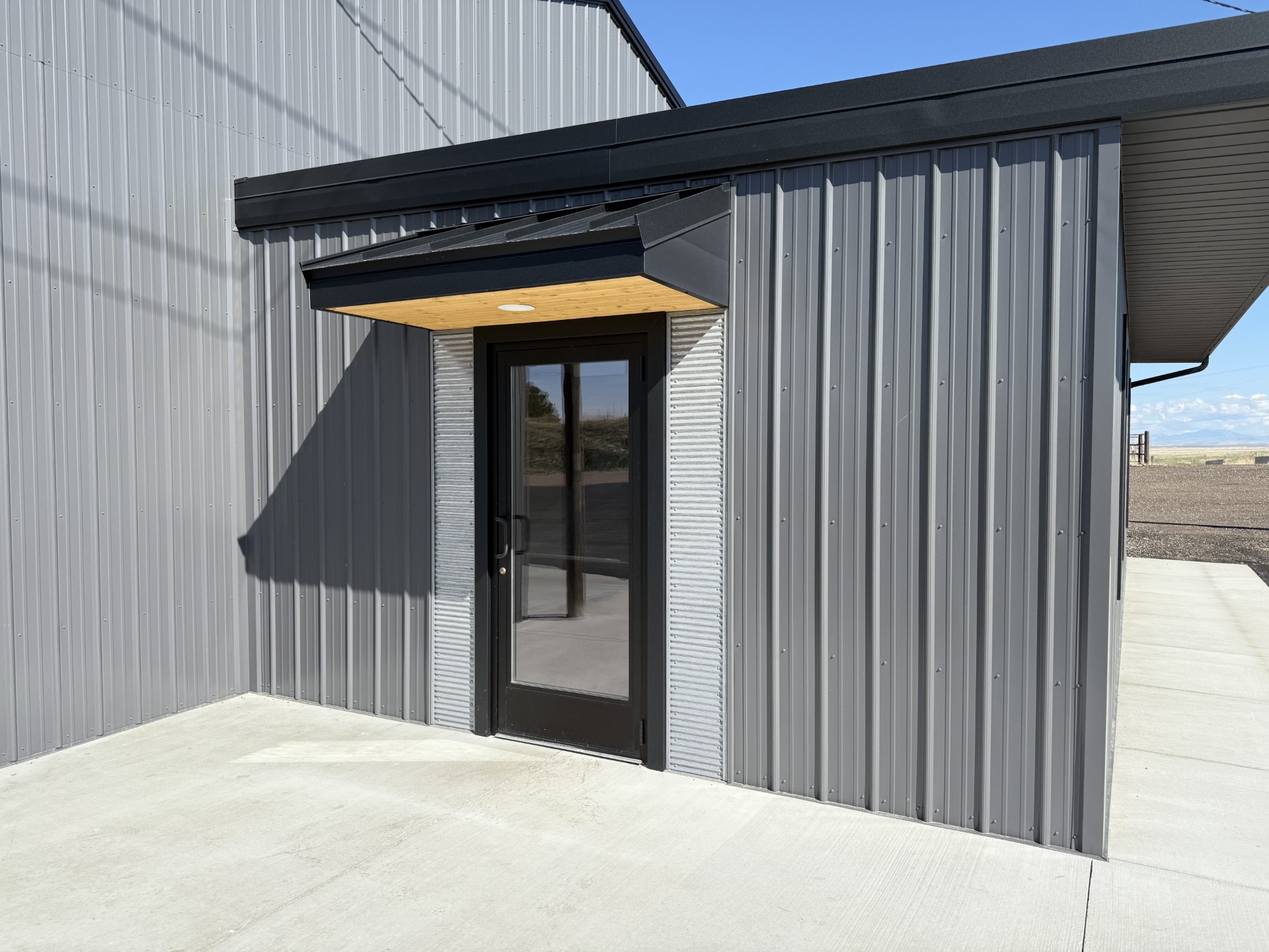 2501 Old Airport Road Property Photo 1