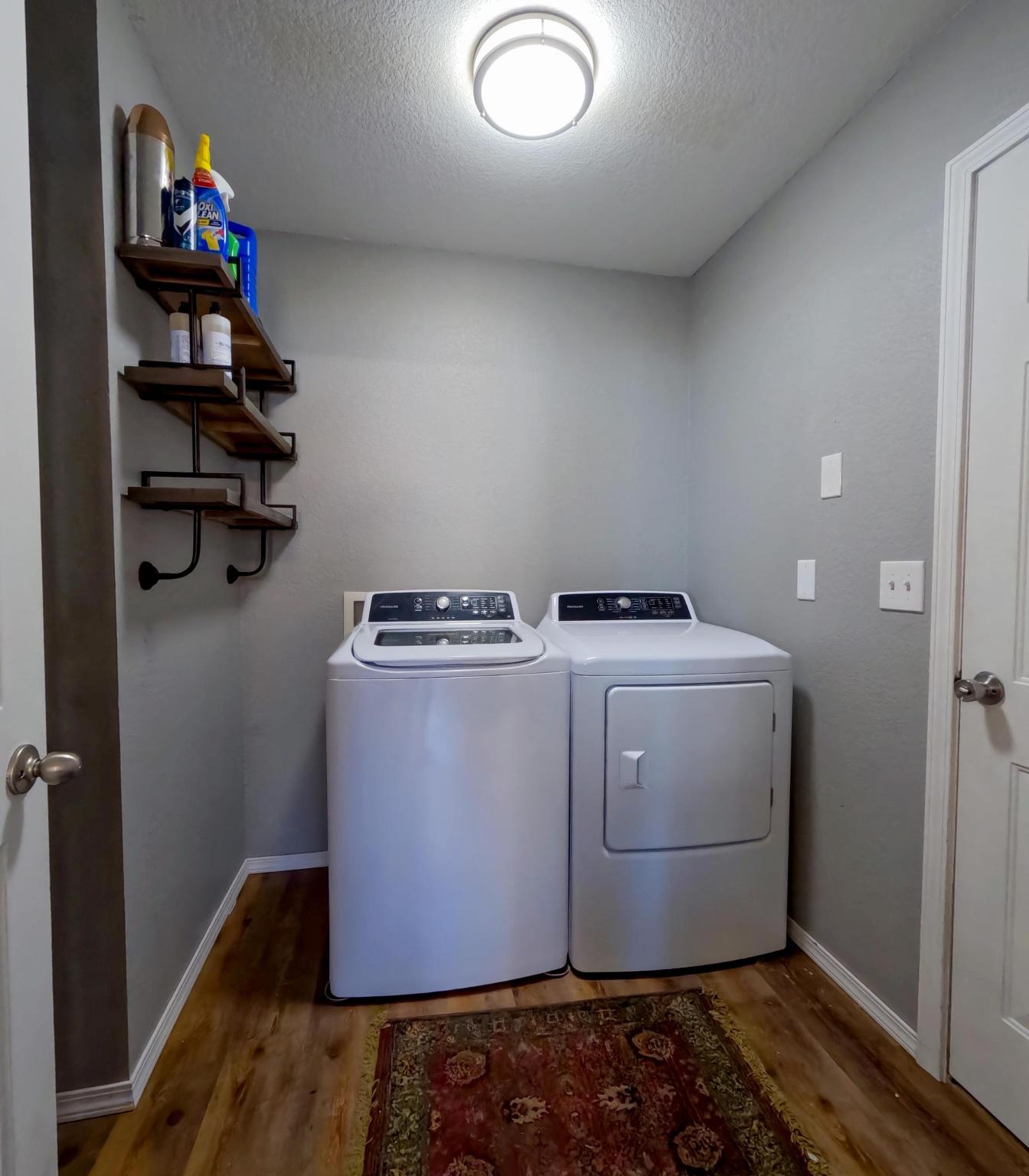 35881 Warbler Drive Property Photo 10