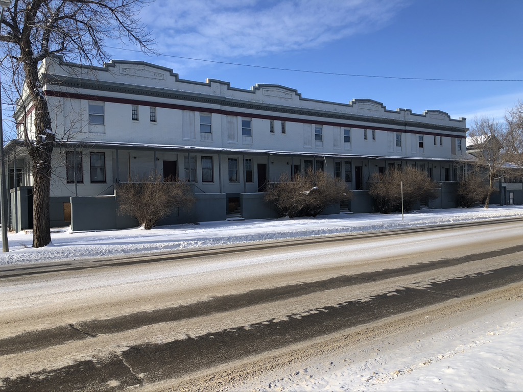 620 5th Avenue Property Photo