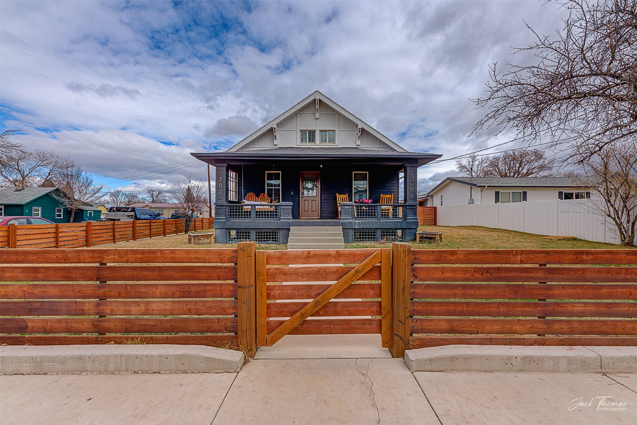 202 E Pacific Street Property Photo