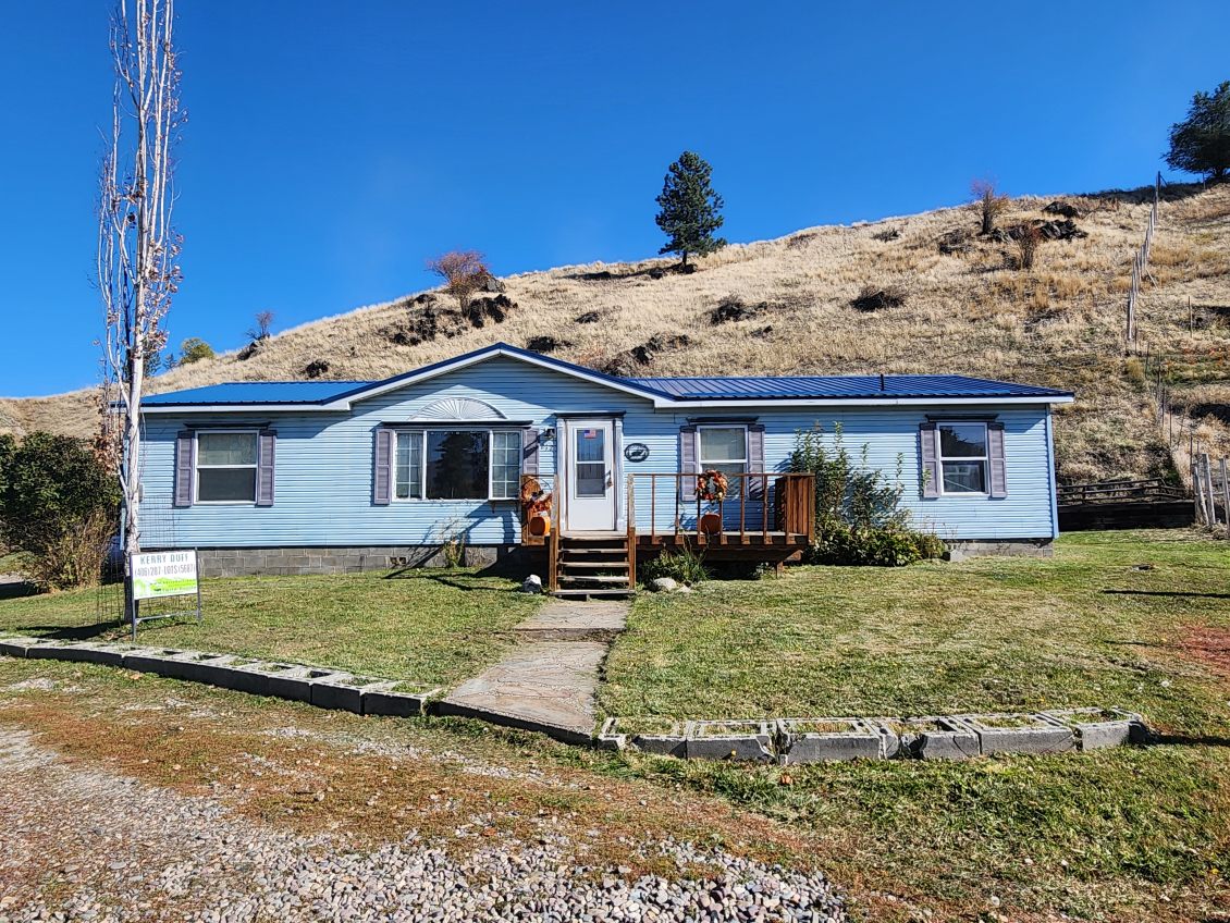 212 Carr Lane Property Photo