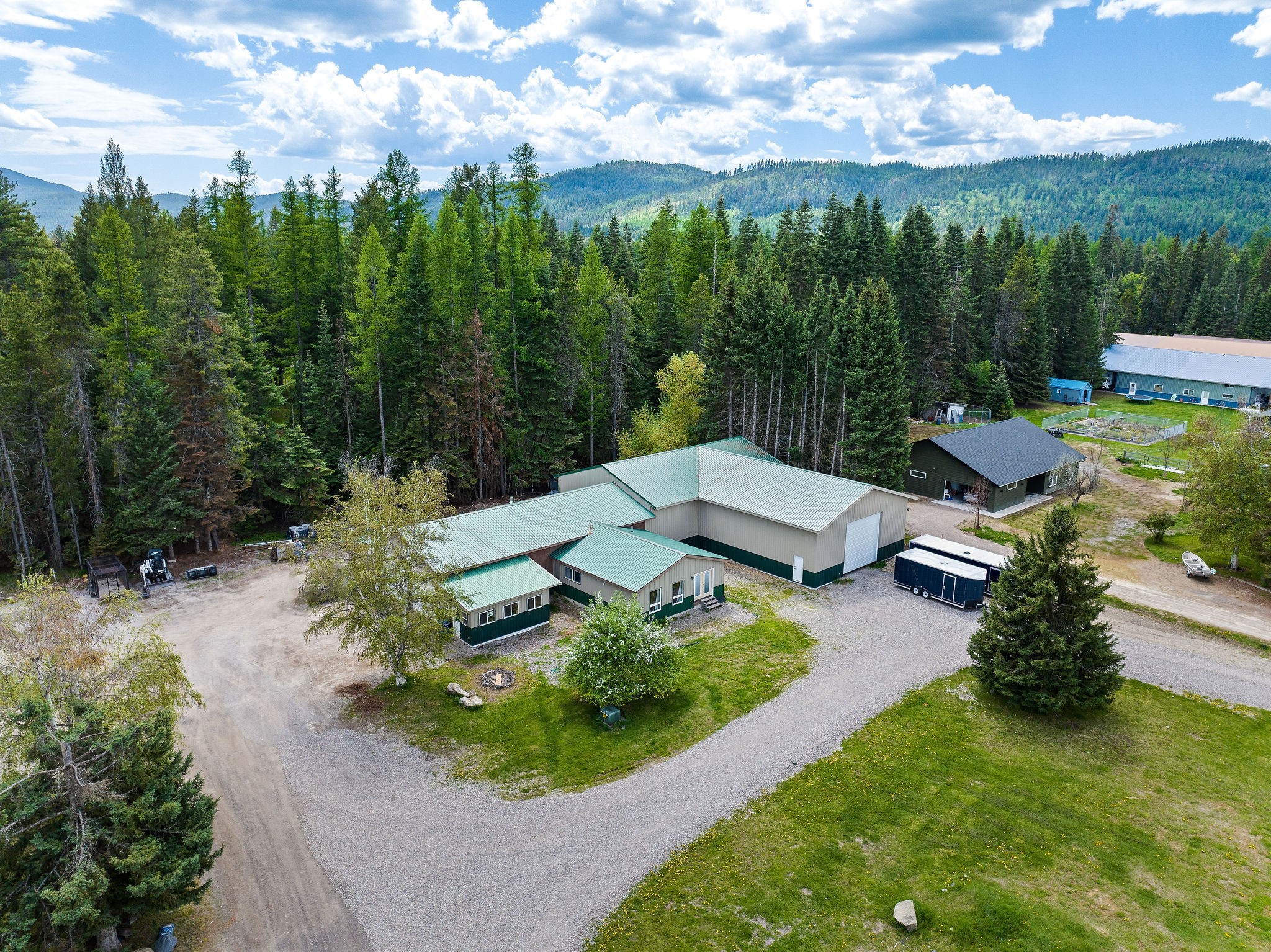 253 Aero Lane Property Photo 3