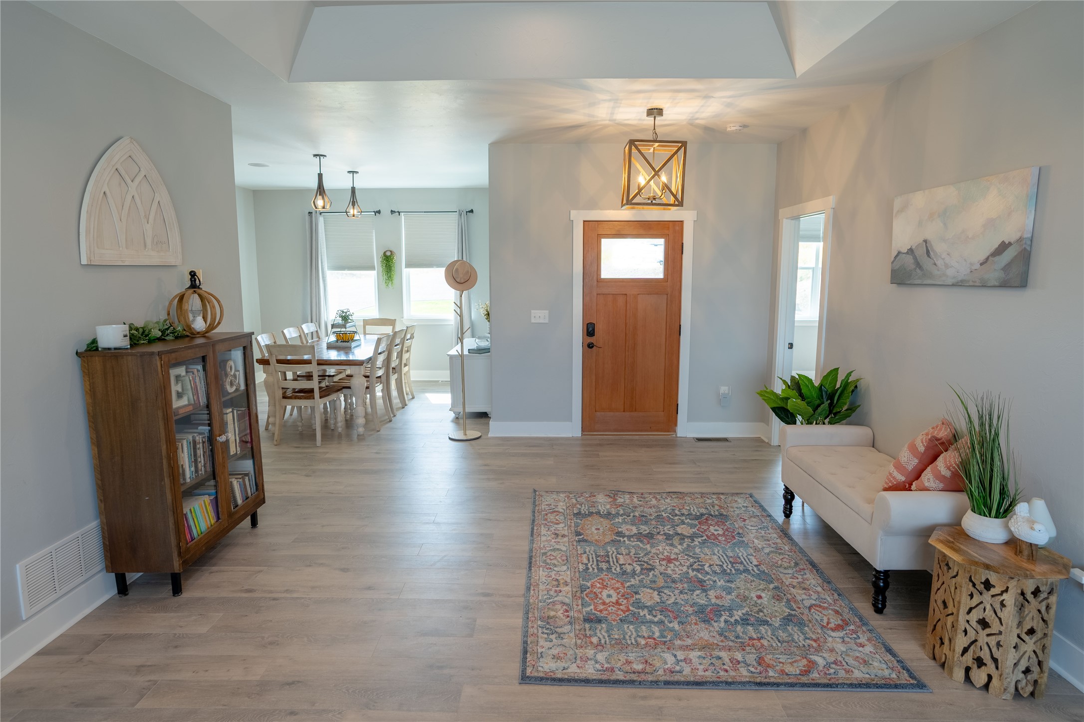 9 Ridge View Circle Property Photo 5