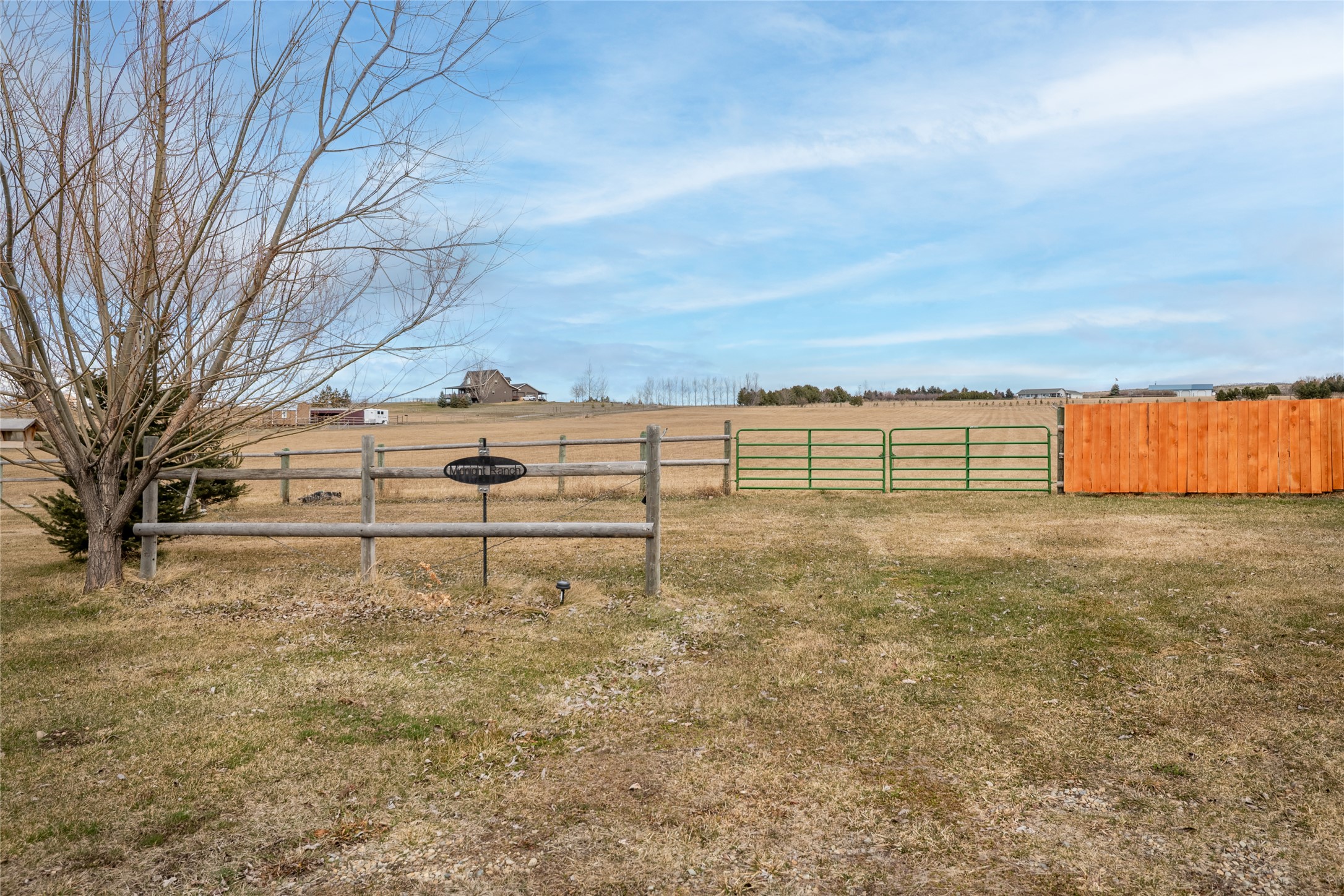 552 Pat Lane Property Photo 22
