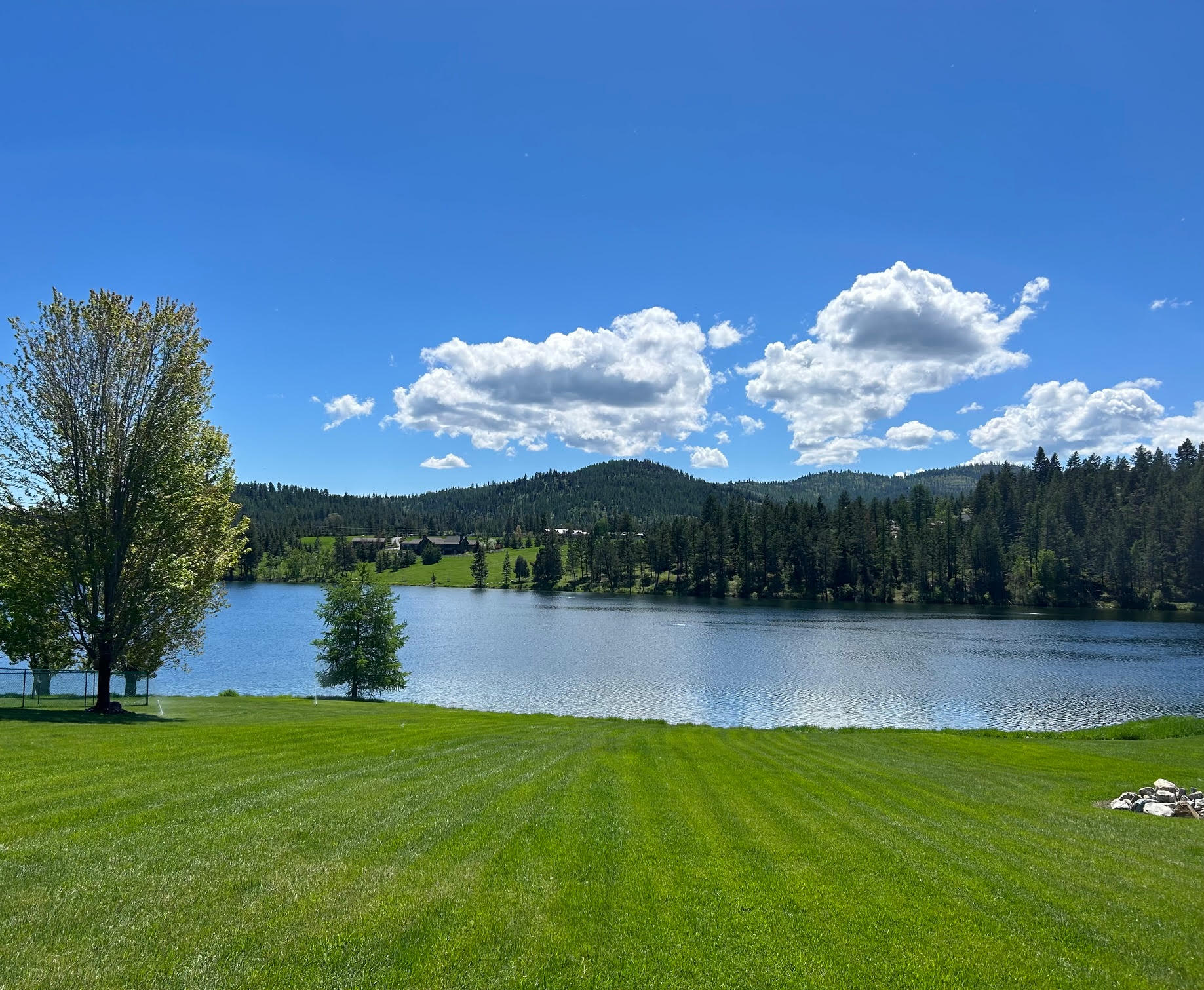 238 Lakeshore Drive Property Photo