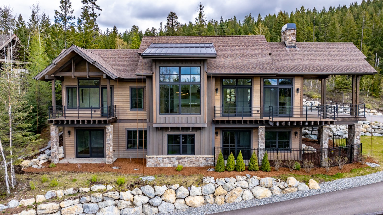 176 S Shooting Star Circle Property Photo