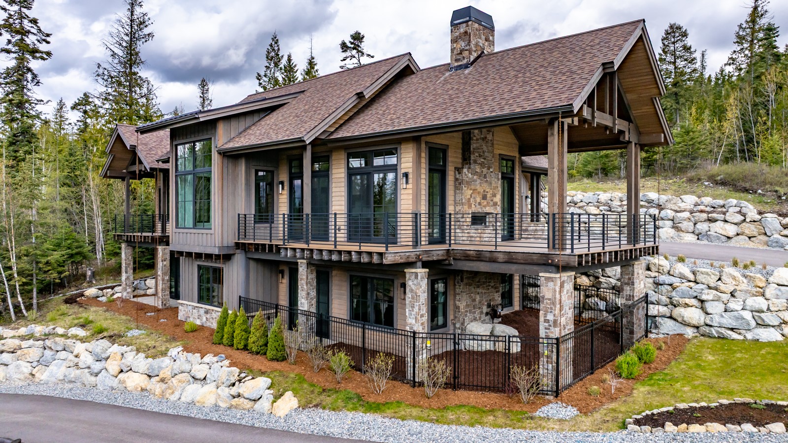 176 S Shooting Star Circle Property Photo 3
