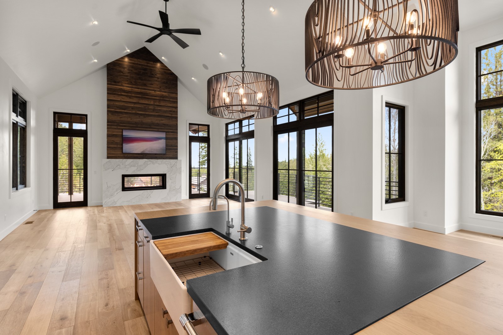 176 S Shooting Star Circle Property Photo 16
