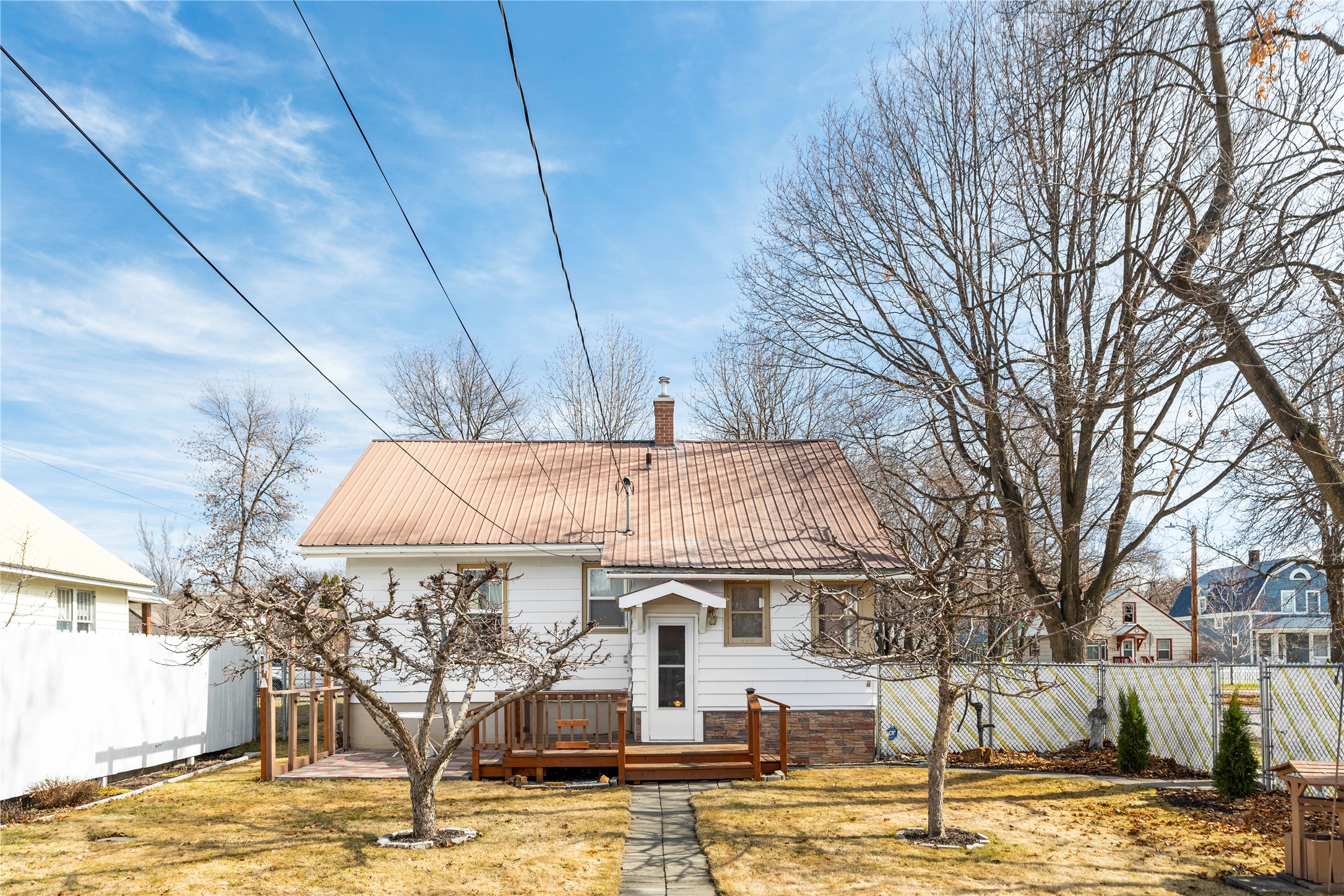 744 2nd Avenue W Property Photo 5