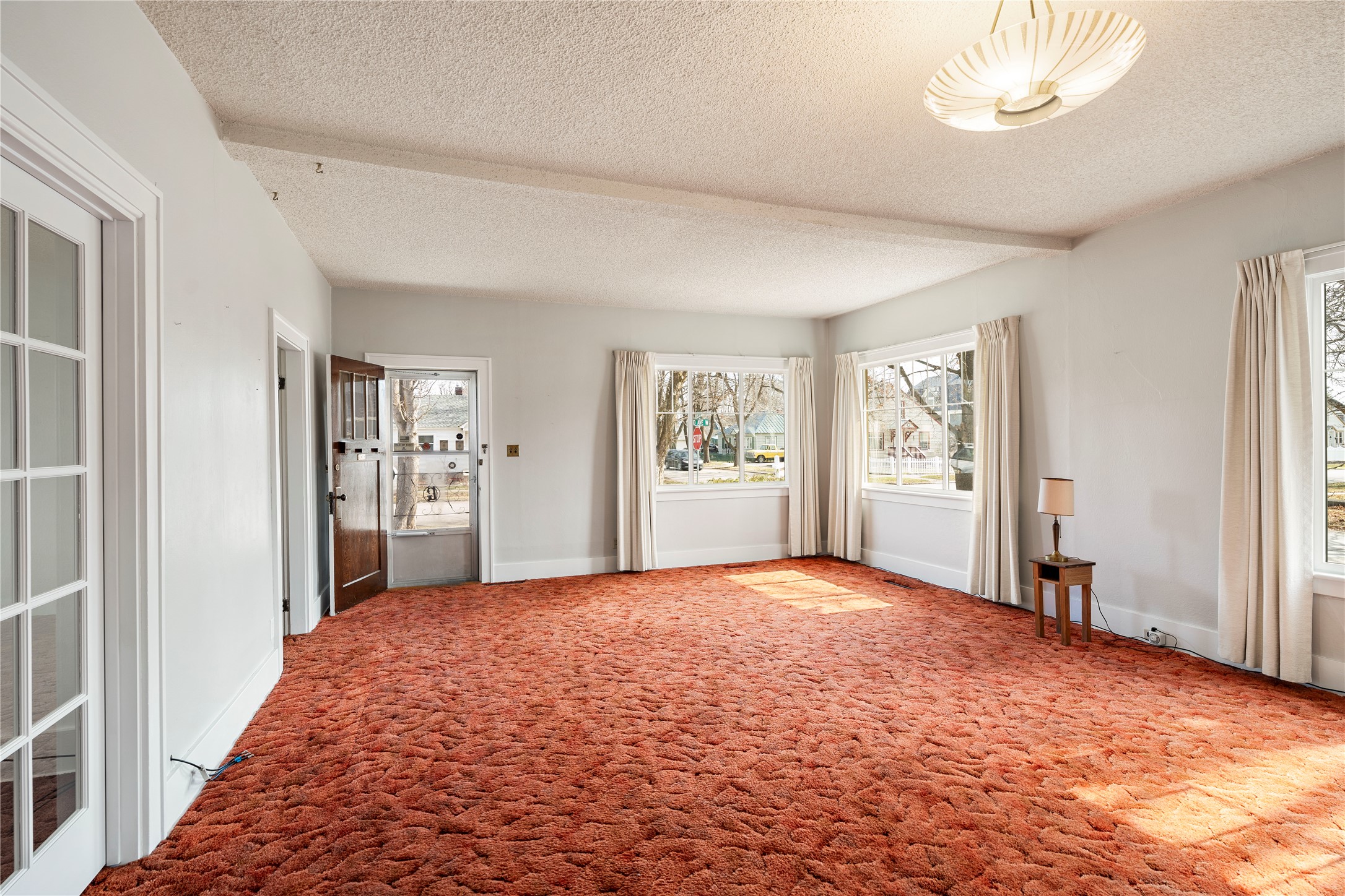 744 2nd Avenue W Property Photo 10