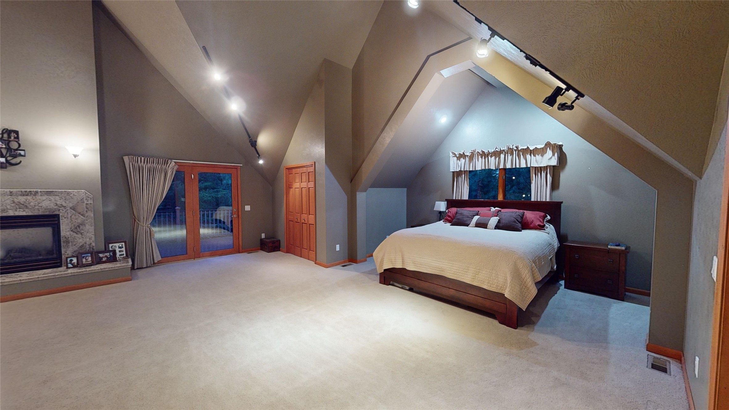 2909 Arneguy Lane Property Photo 33