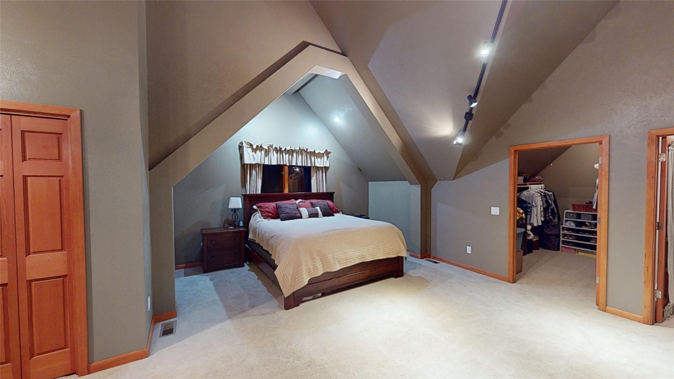 2909 Arneguy Lane Property Photo 35