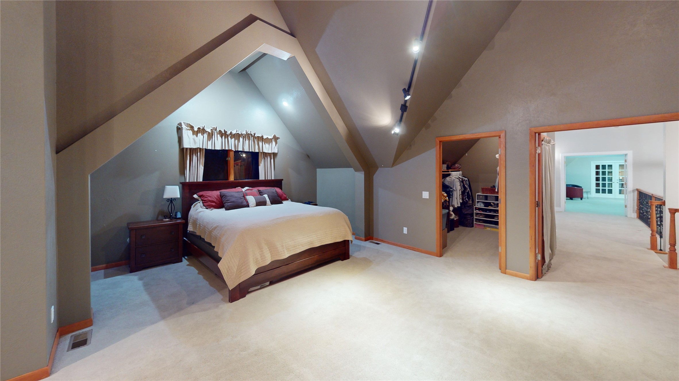 2909 Arneguy Lane Property Photo 39