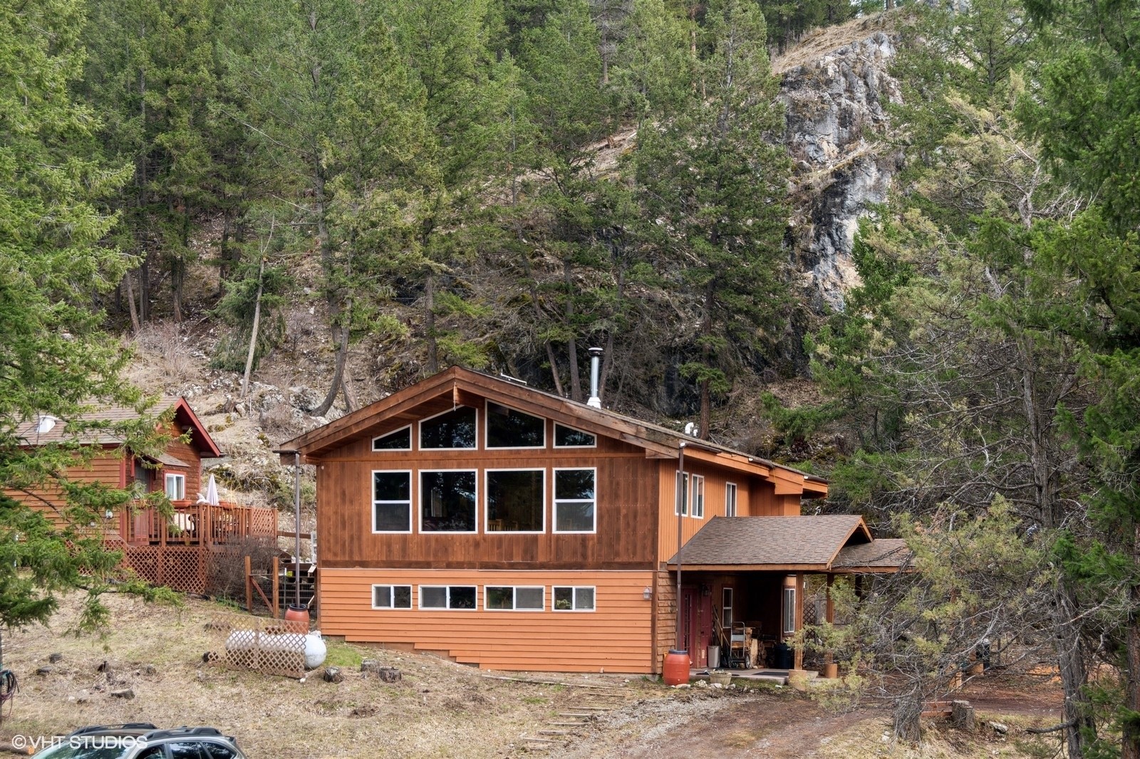 266 Borderview Drive Property Photo 1