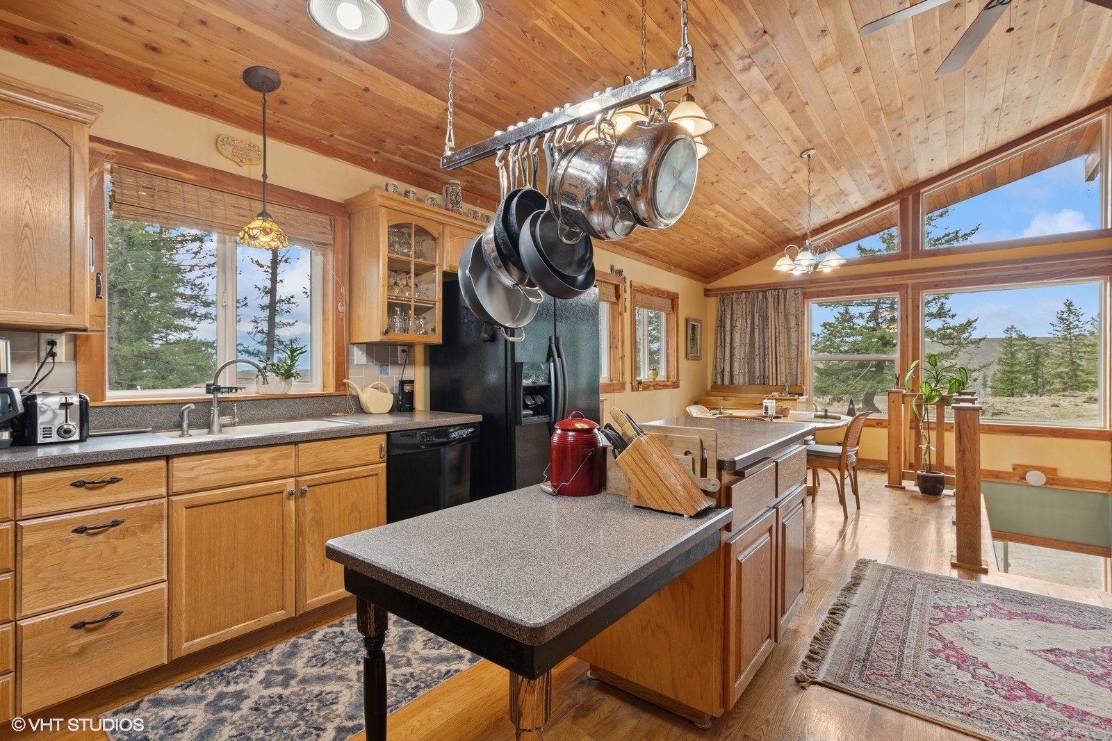 266 Borderview Drive Property Photo 18