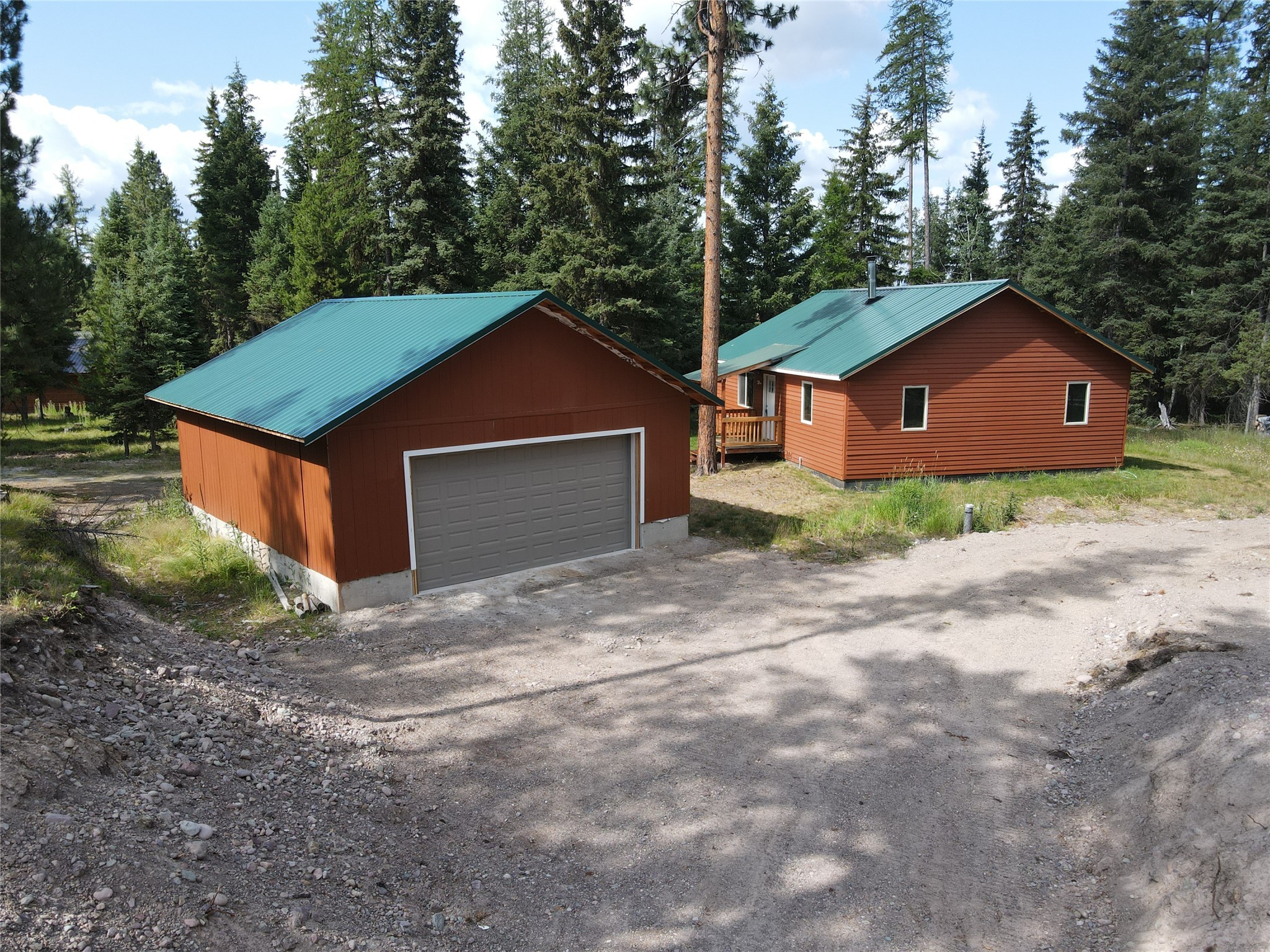 1025 Evergreen Drive Property Photo 1