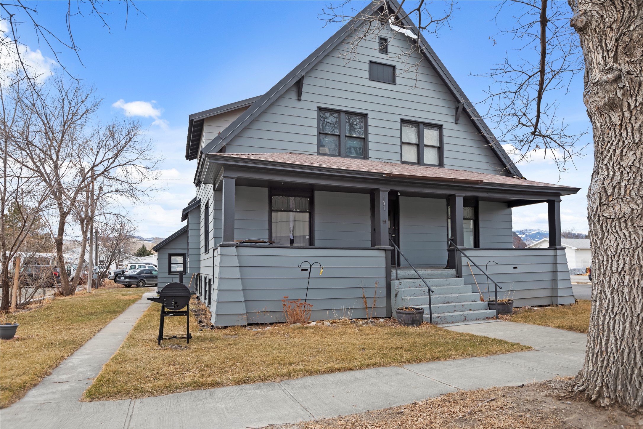 131 N Oak Street Property Photo 2