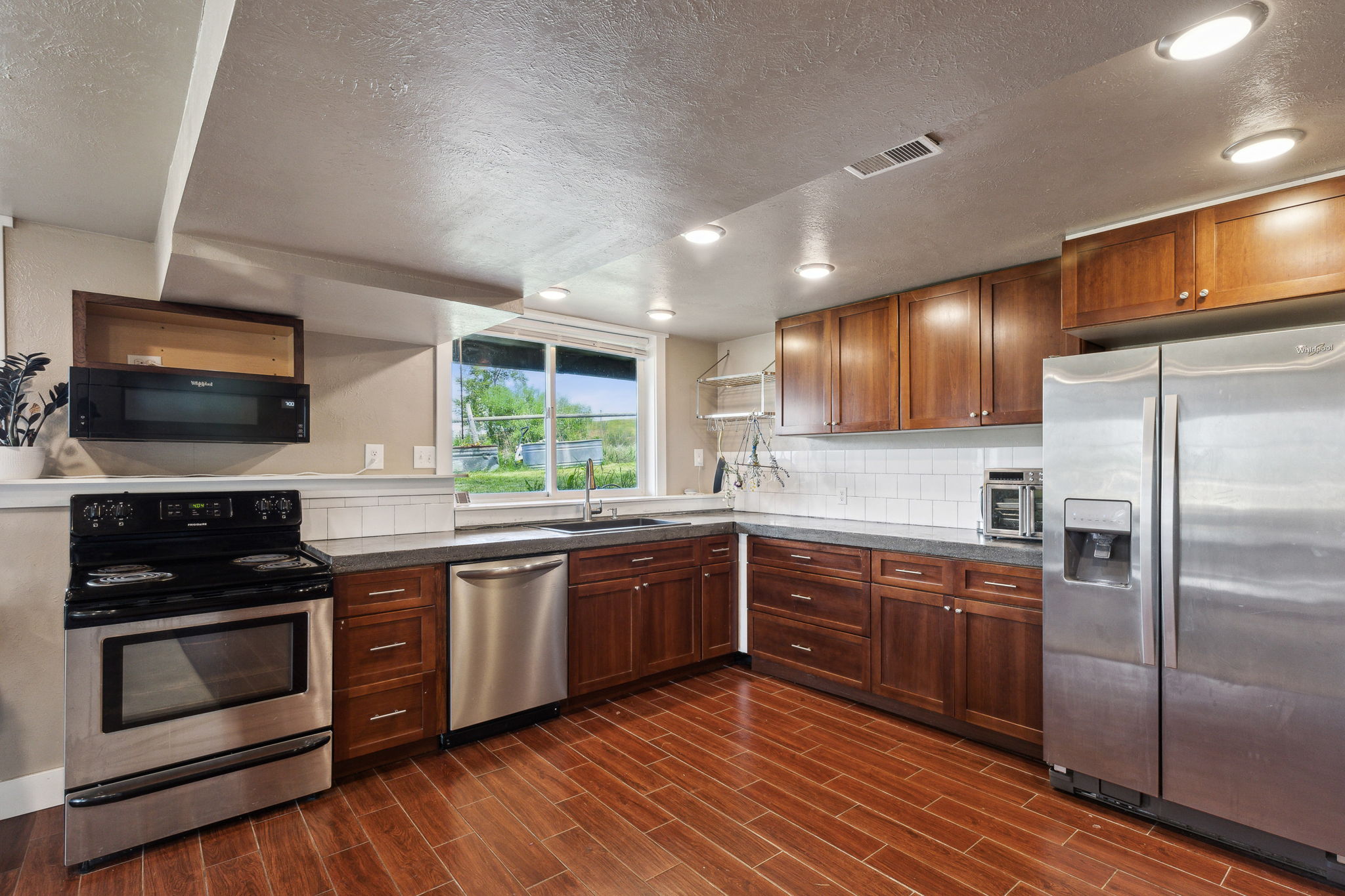 4528 Adellon Court Property Photo 46