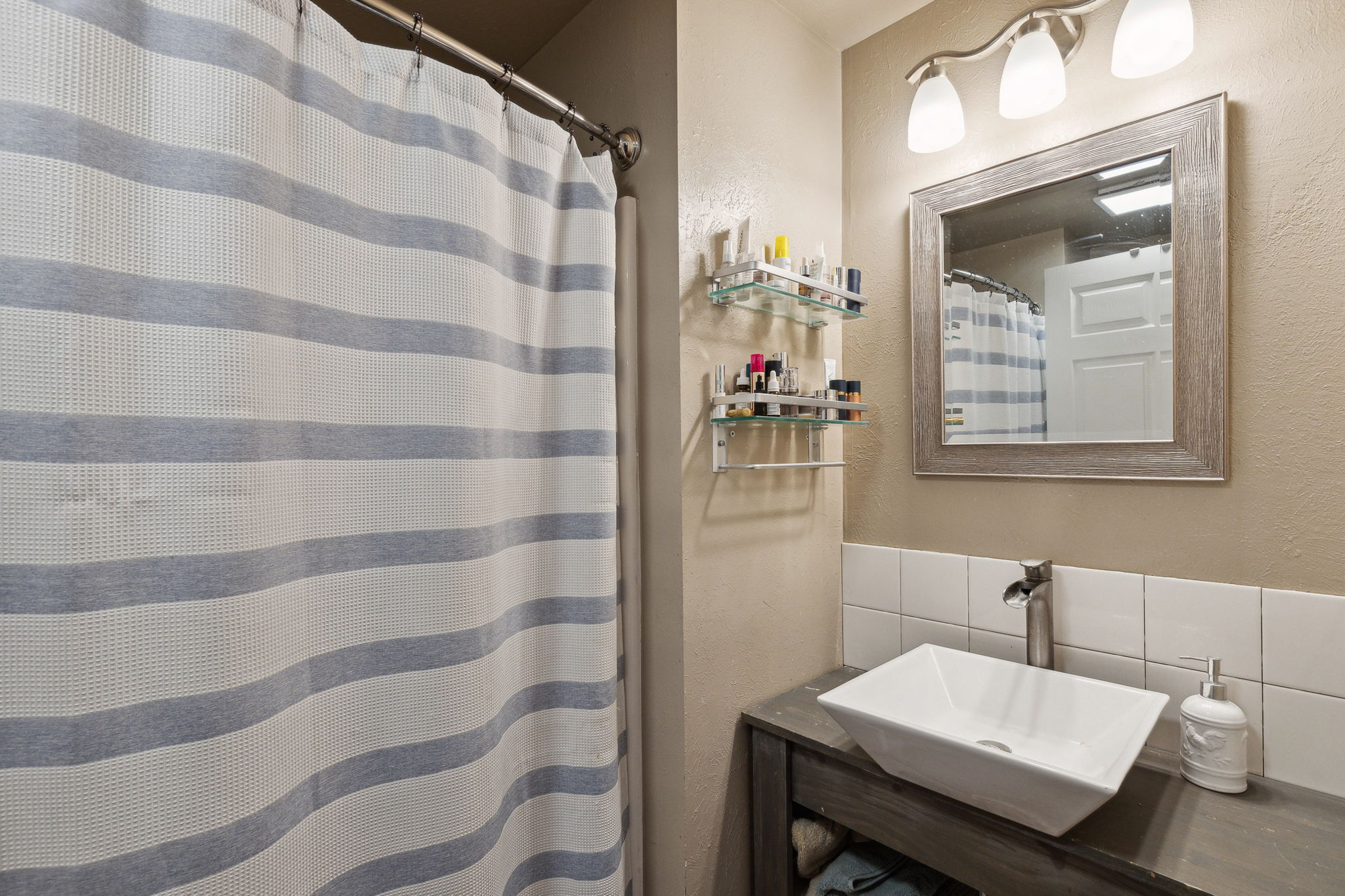 4528 Adellon Court Property Photo 49