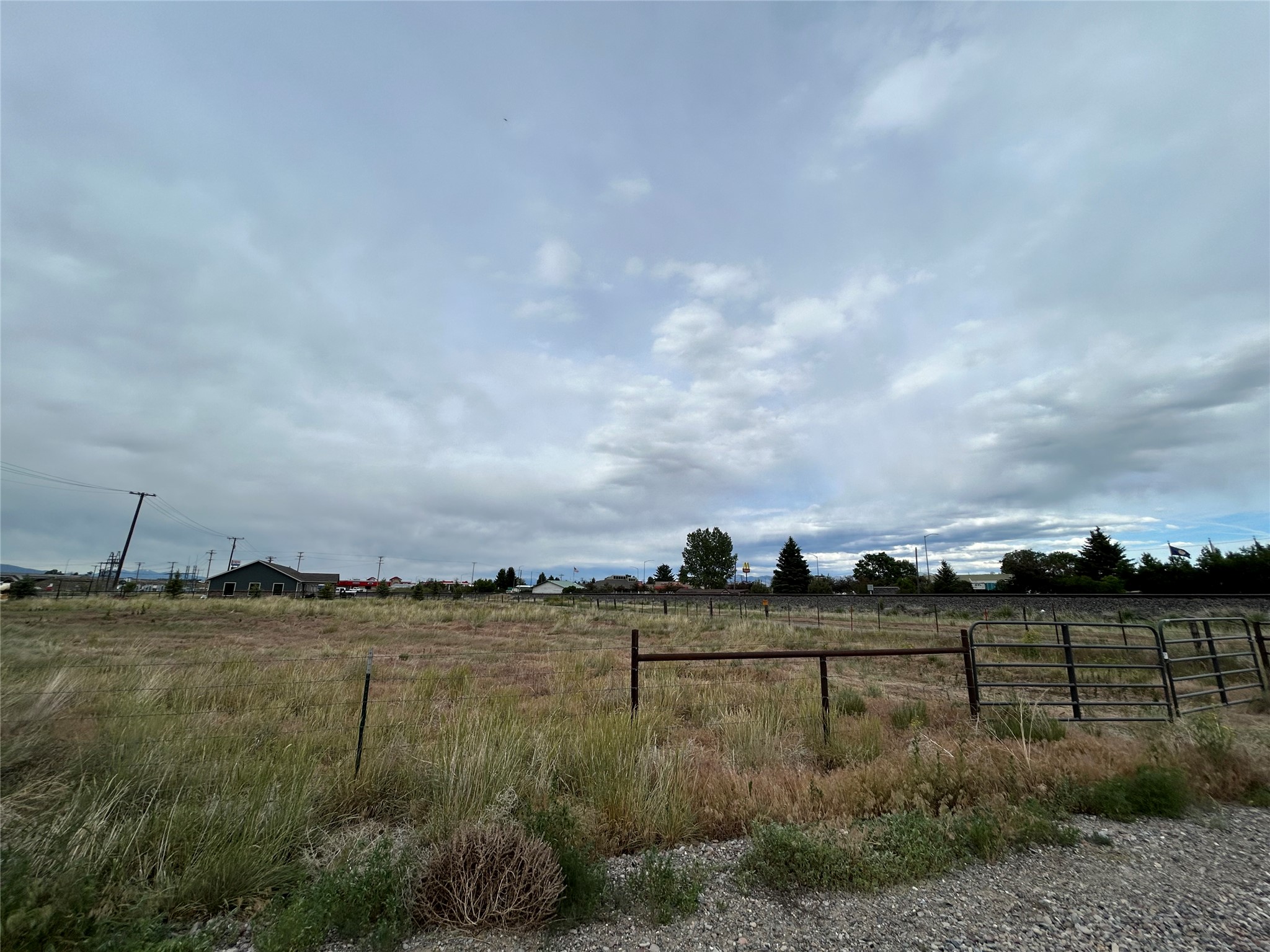 804 N Rife Street Property Photo 3