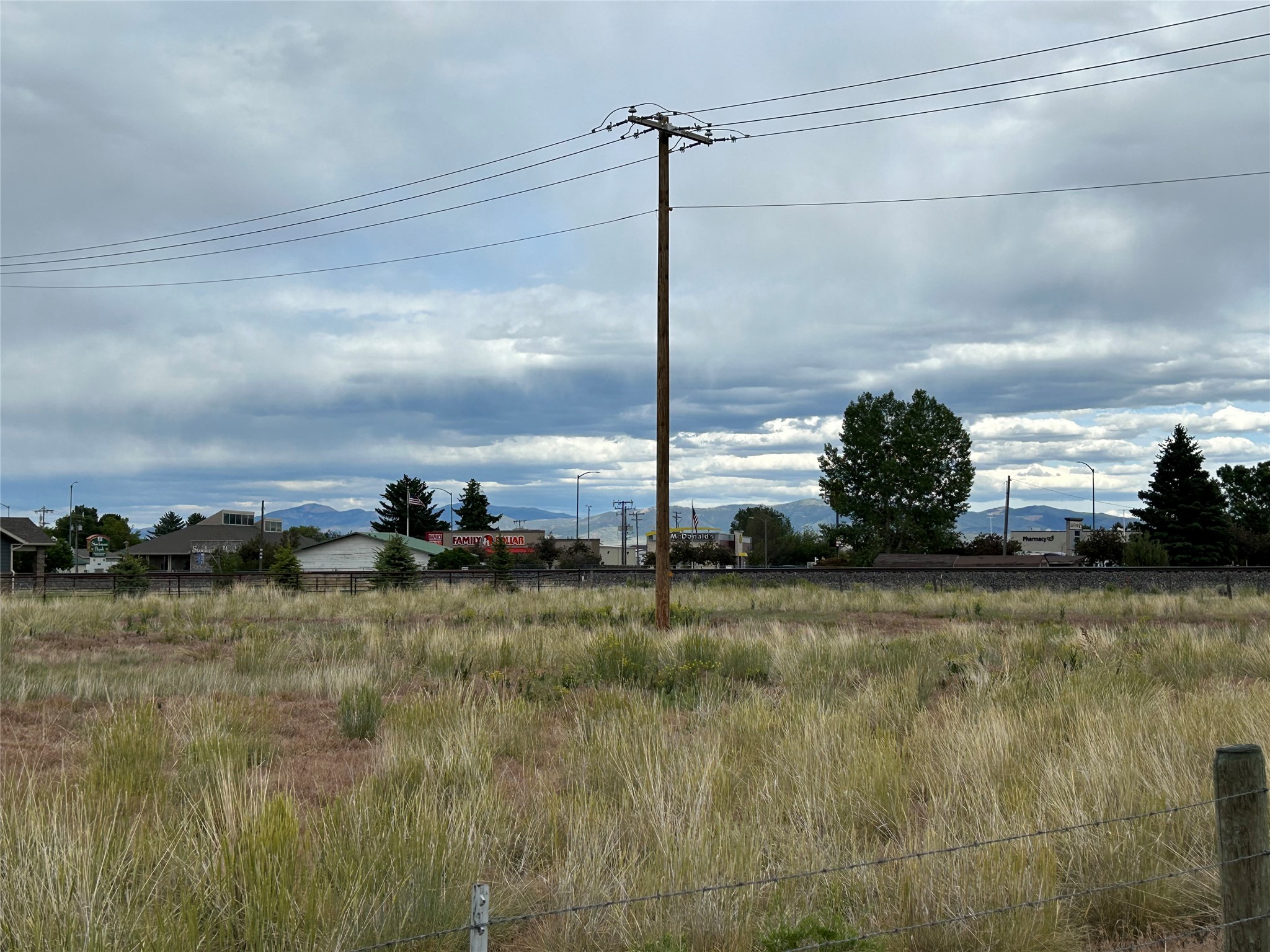 804 N Rife Street Property Photo 7