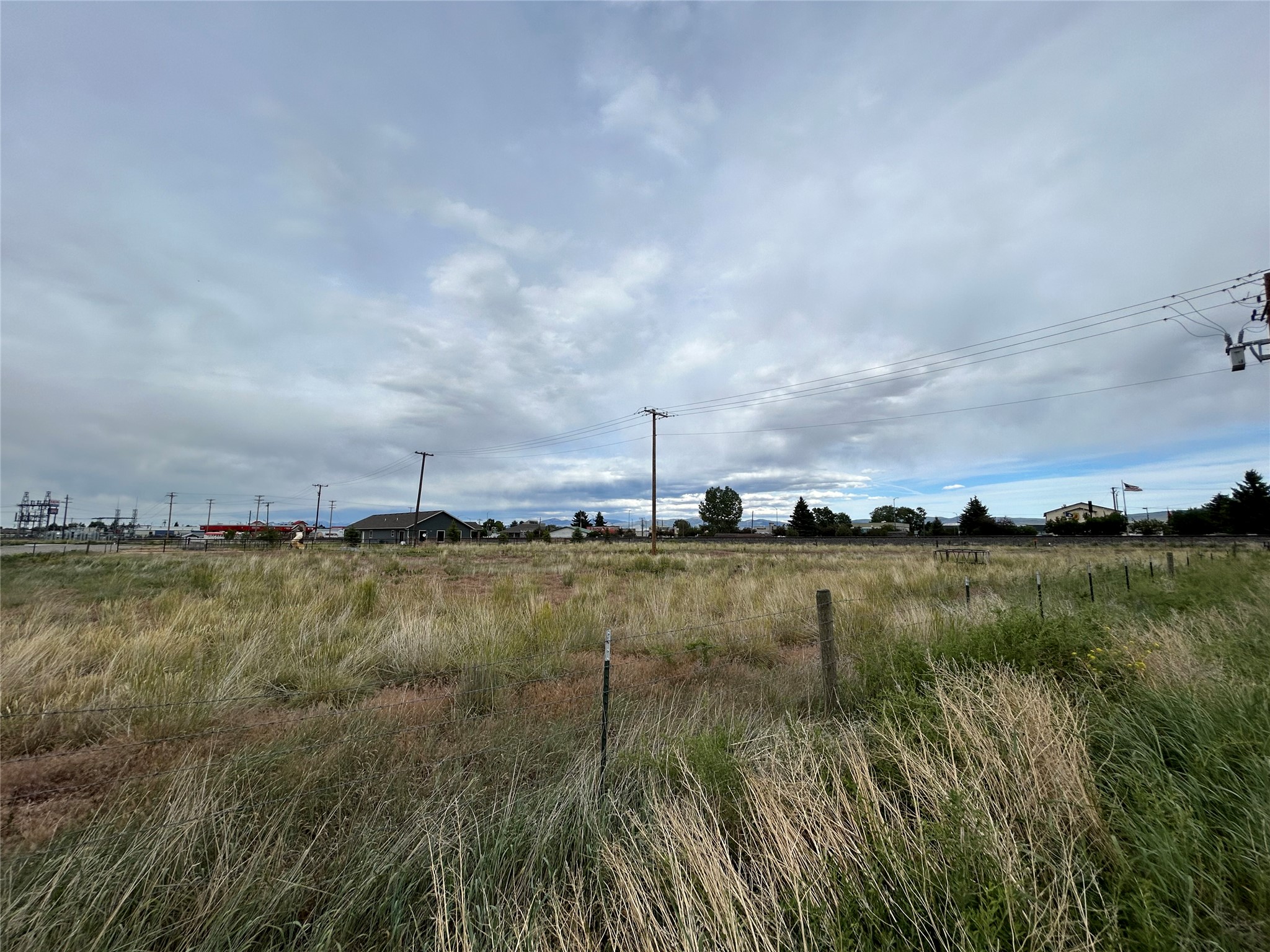 804 N Rife Street Property Photo 8