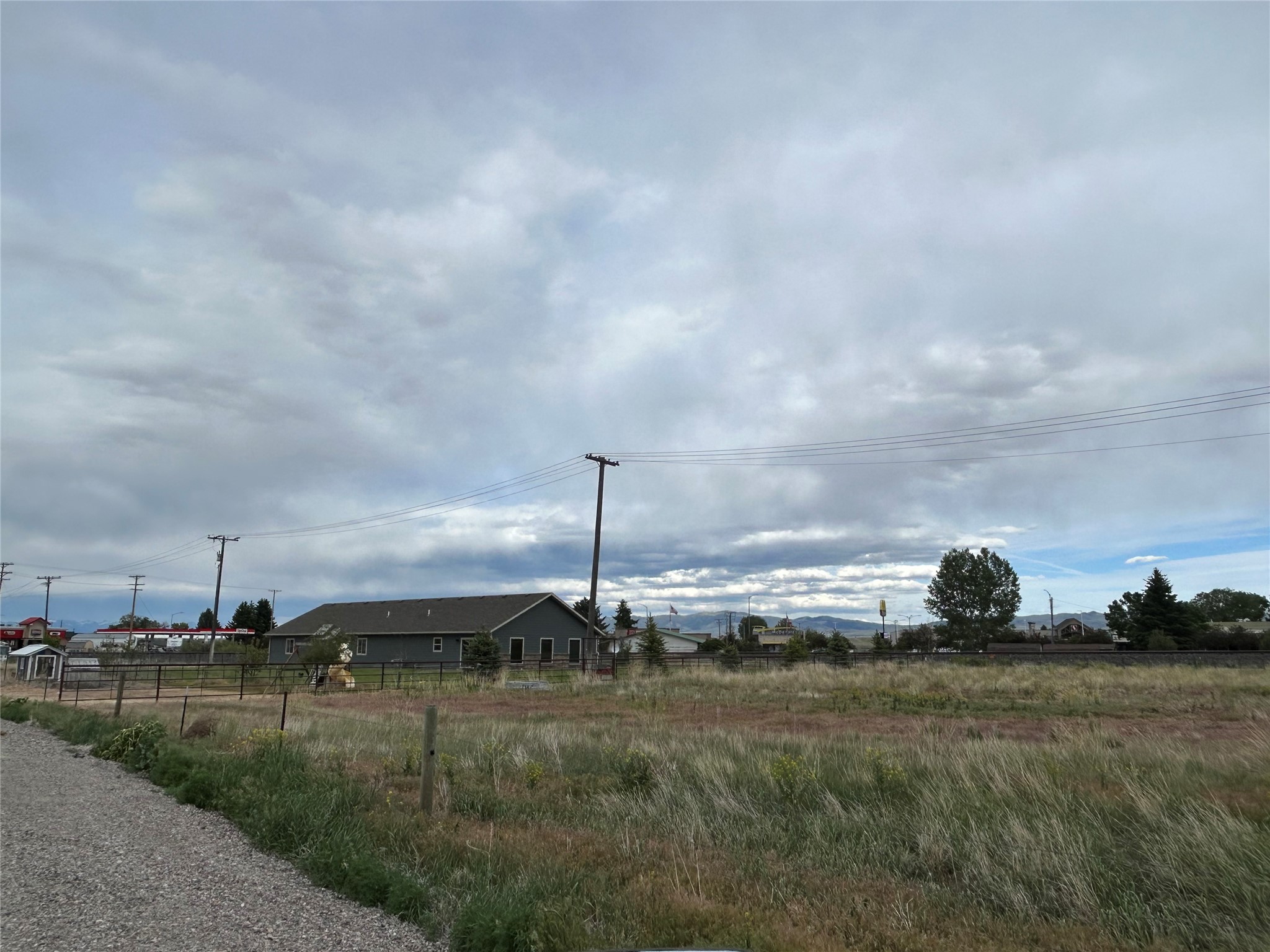 804 N Rife Street Property Photo 14