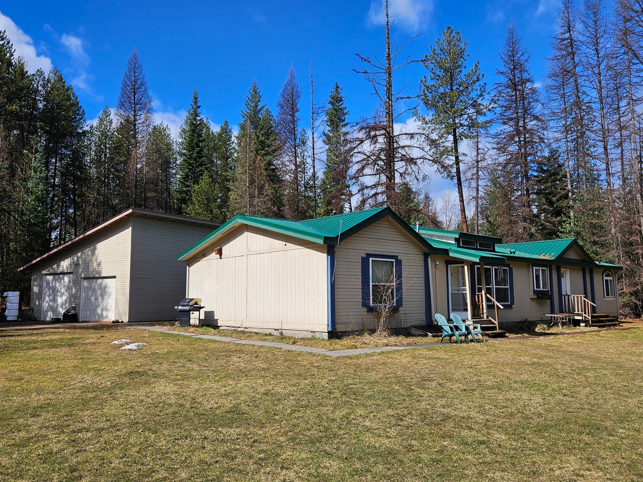 2760 Mt Hwy 200 Property Photo