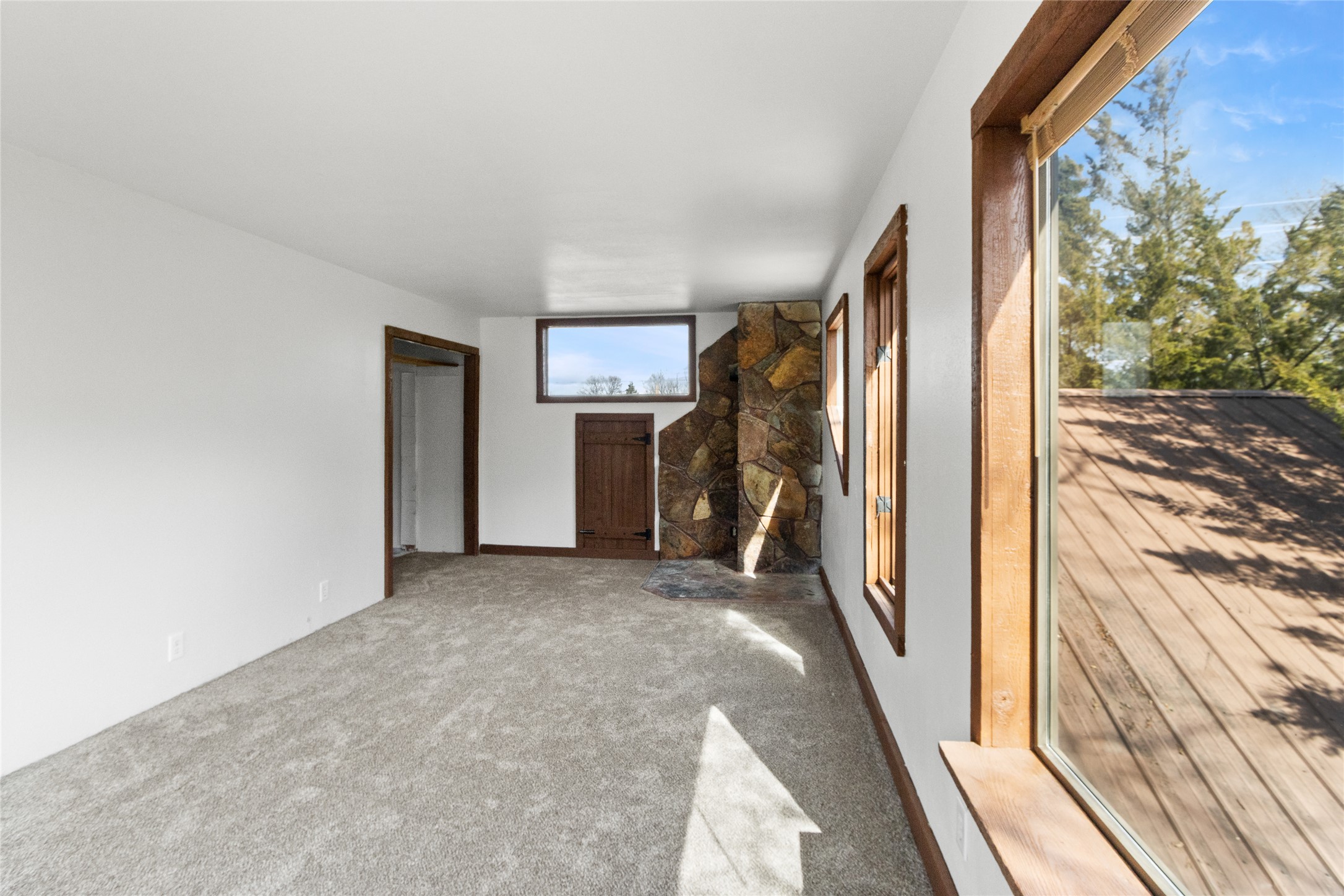 602 16th Avenue E Property Photo 13