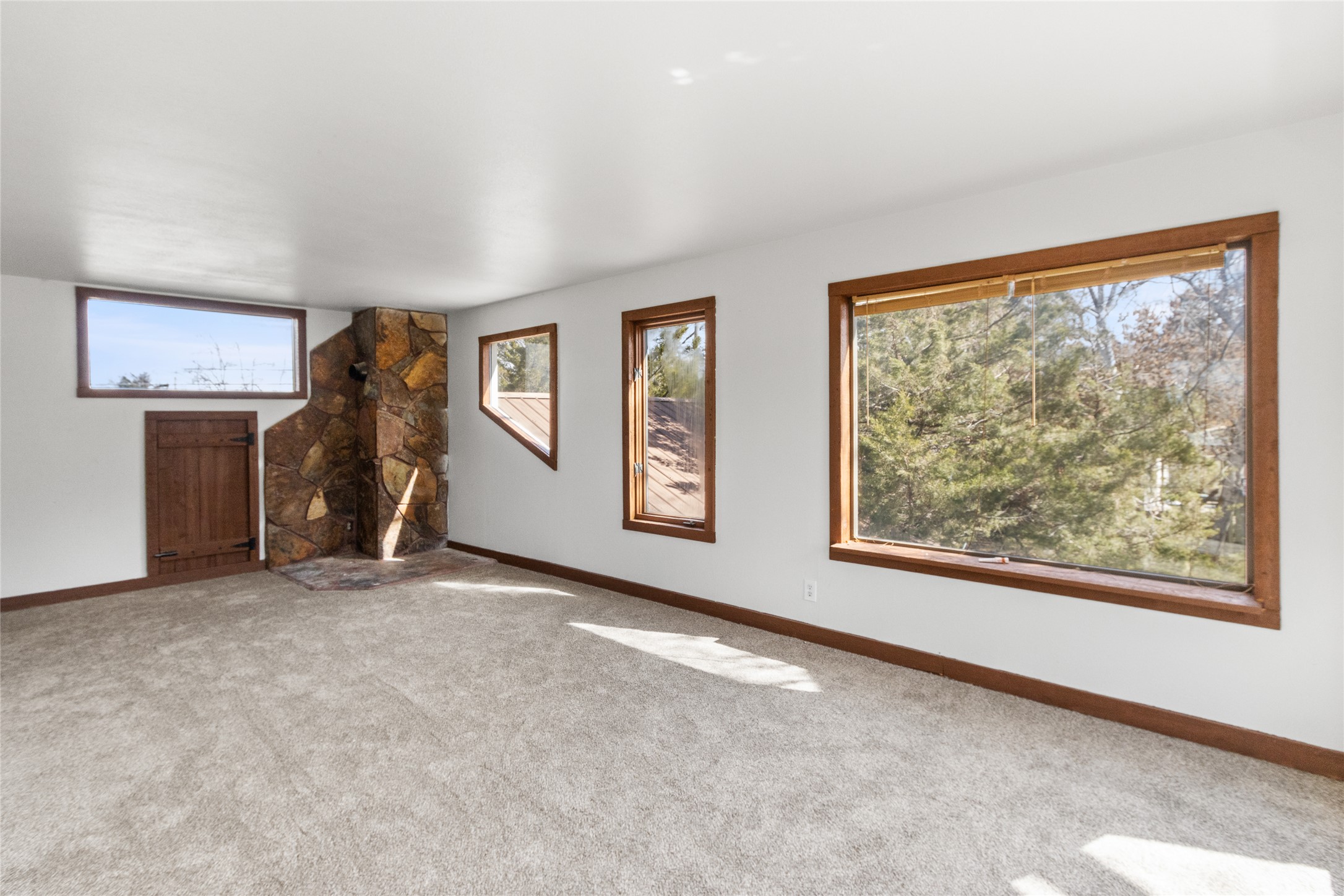 602 16th Avenue E Property Photo 15