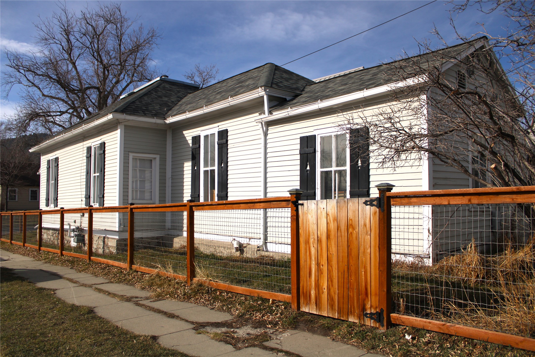 1026 11th Avenue Property Photo
