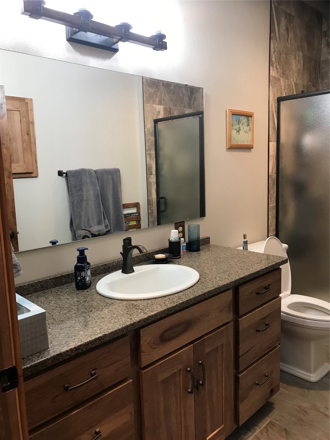 4425 W Willow Creek Road Property Photo 16