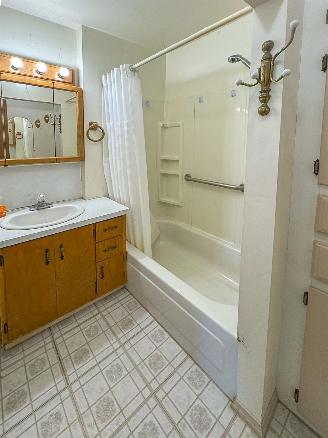 123 W Jefferson Avenue Property Photo 24