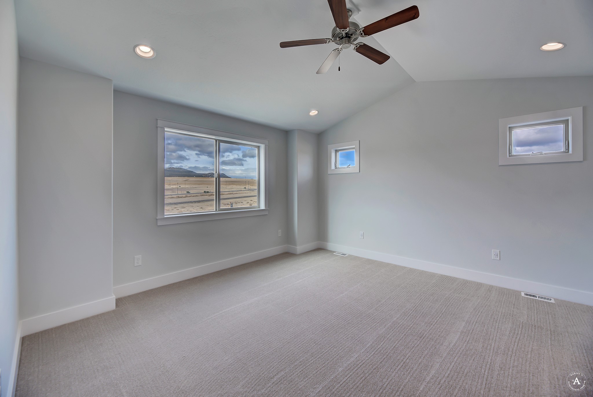 2762 Lone Chief Loop Property Photo 25
