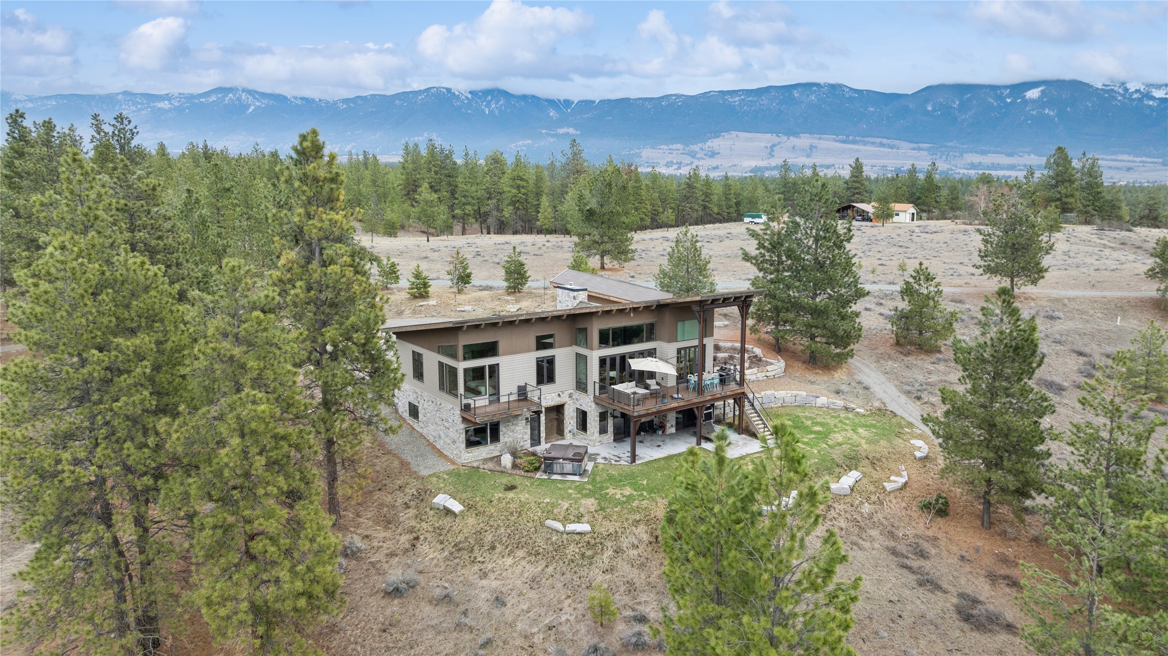 280 Cowgirl Cove Property Photo 46