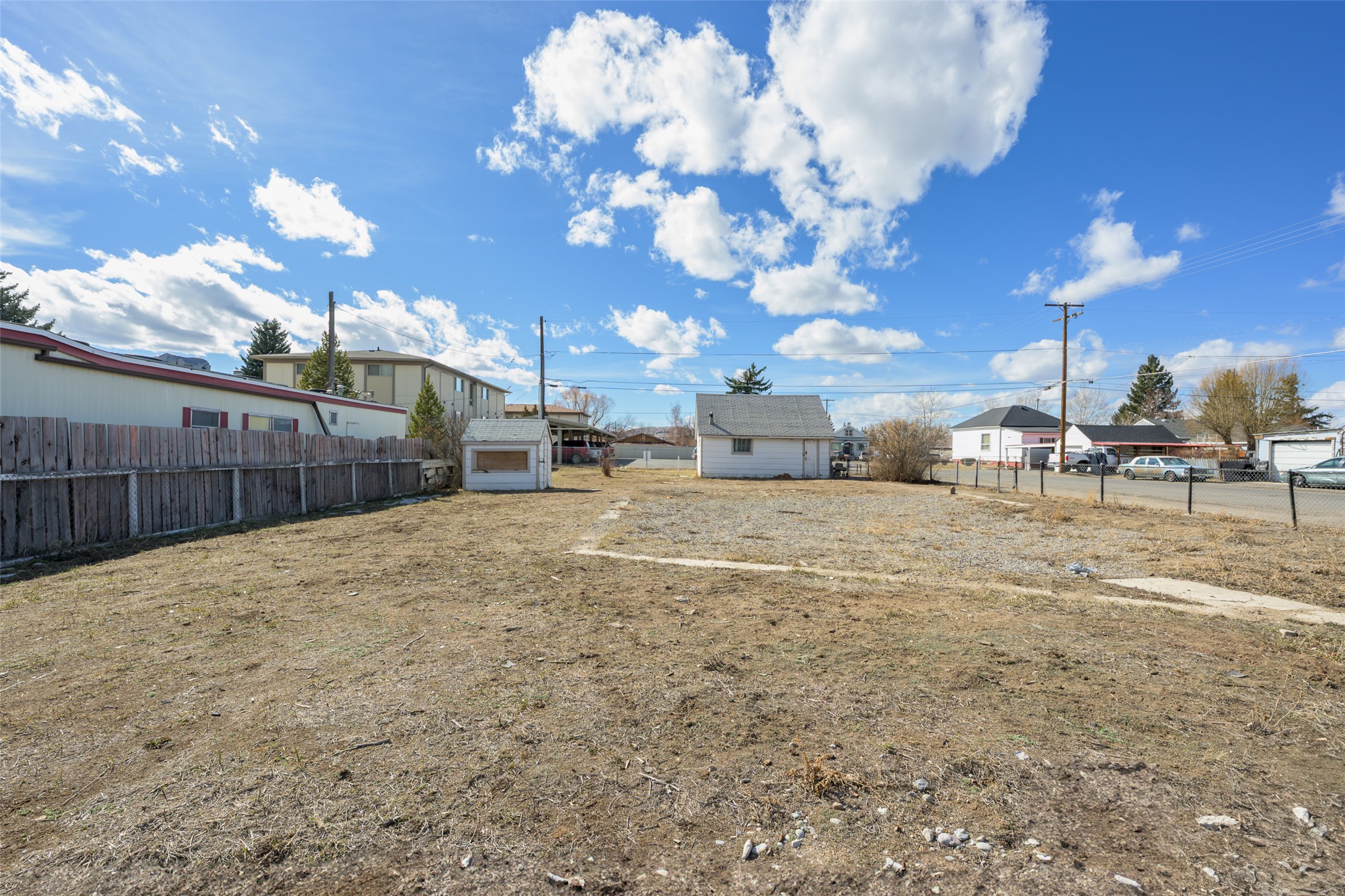 3001 Busch Street Property Photo