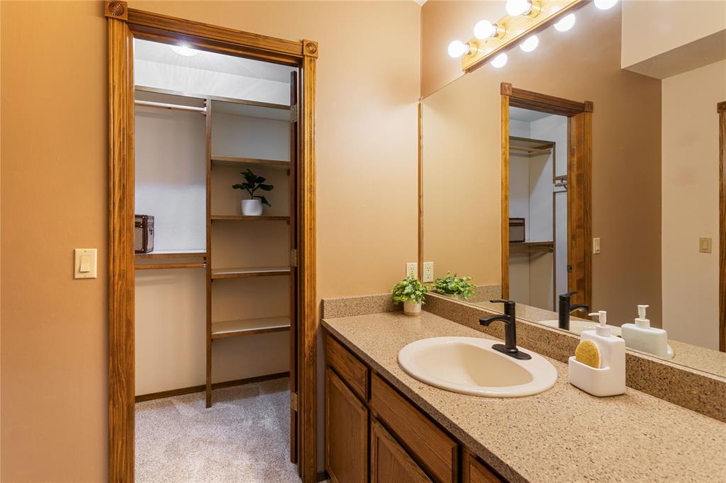 111 Fairway Drive Property Photo 8