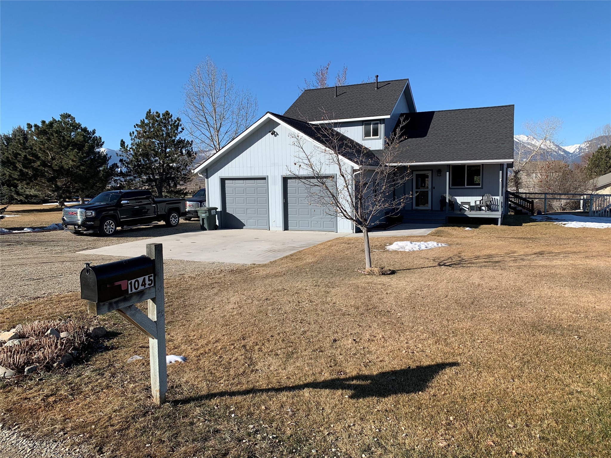 1045 Terrace Lane Property Photo