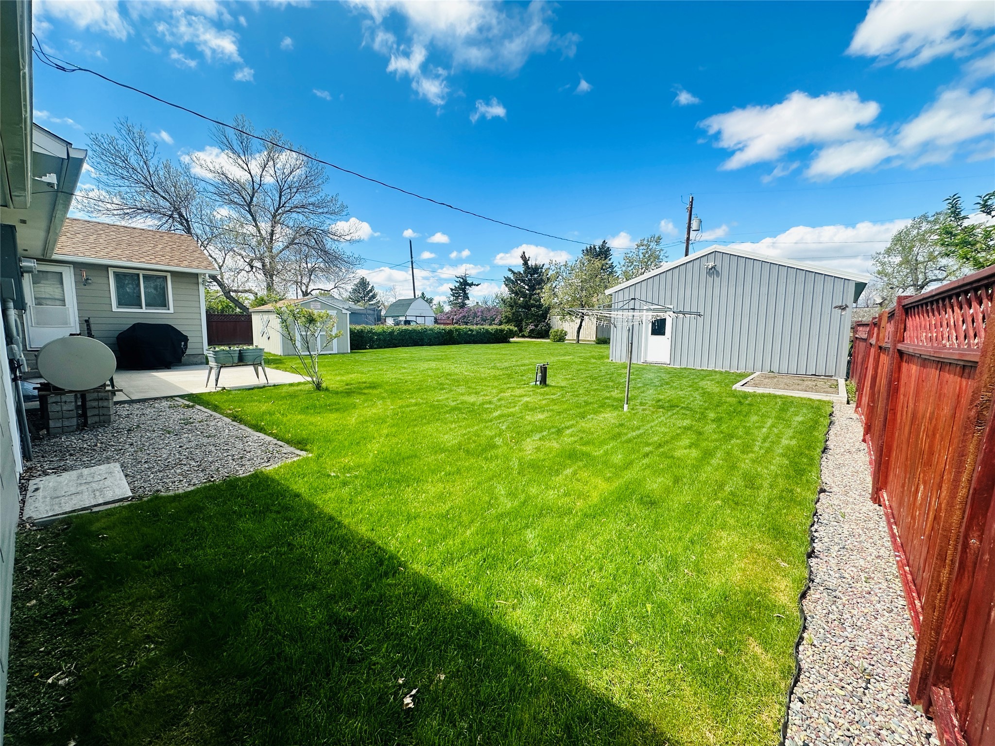 47 3rd Avenue S Property Photo 4