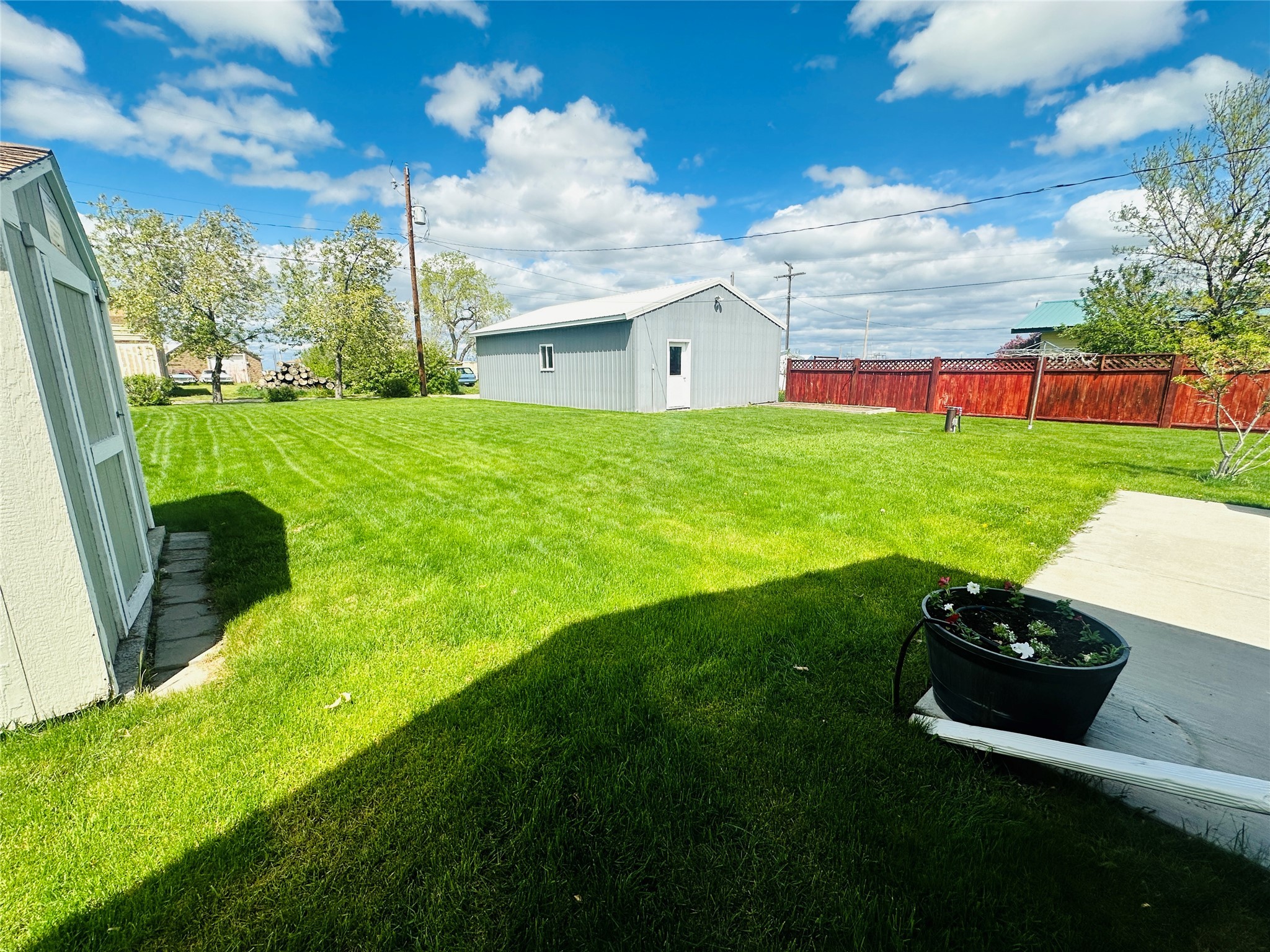 47 3rd Avenue S Property Photo 7