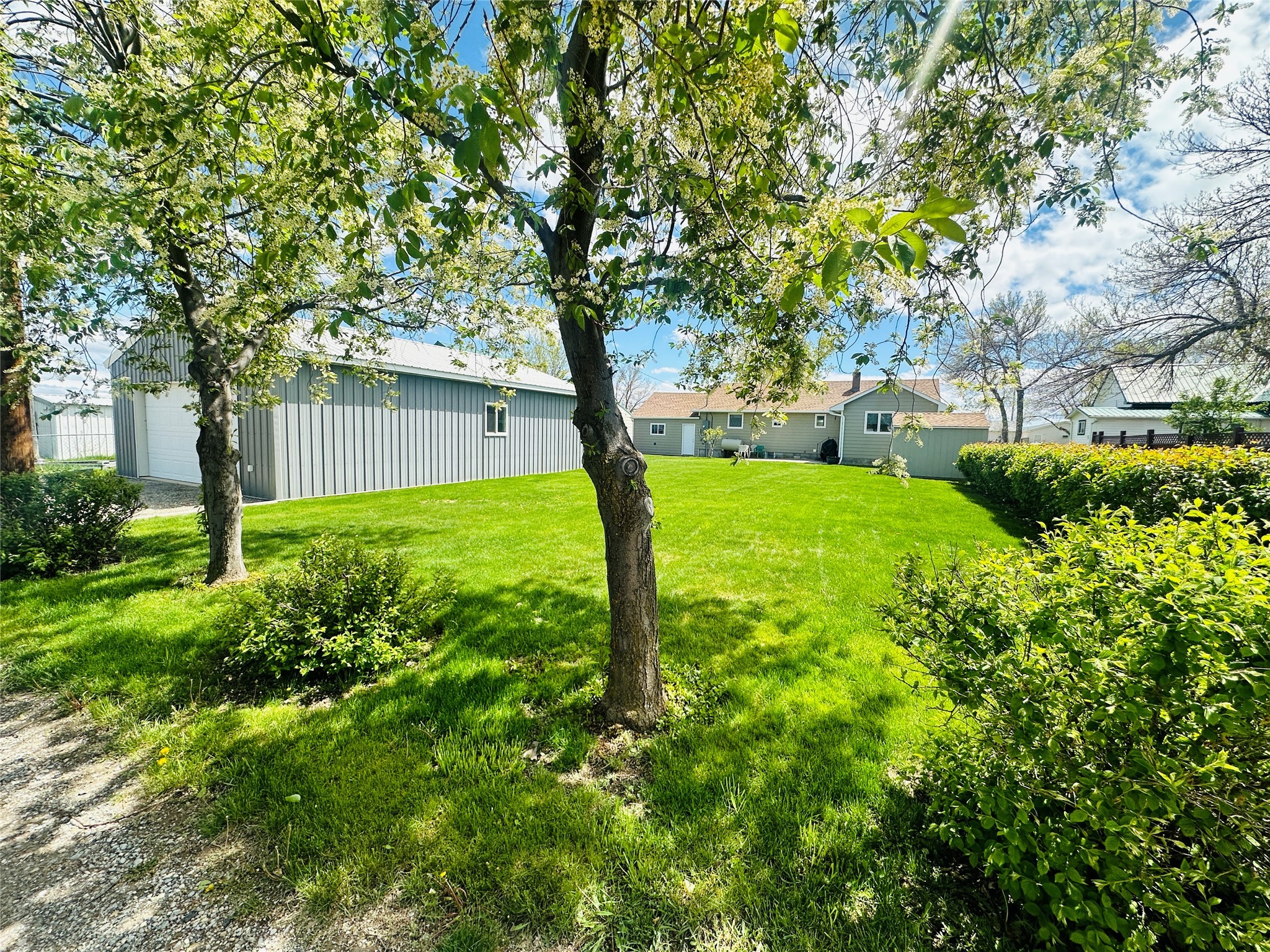 47 3rd Avenue S Property Photo 8